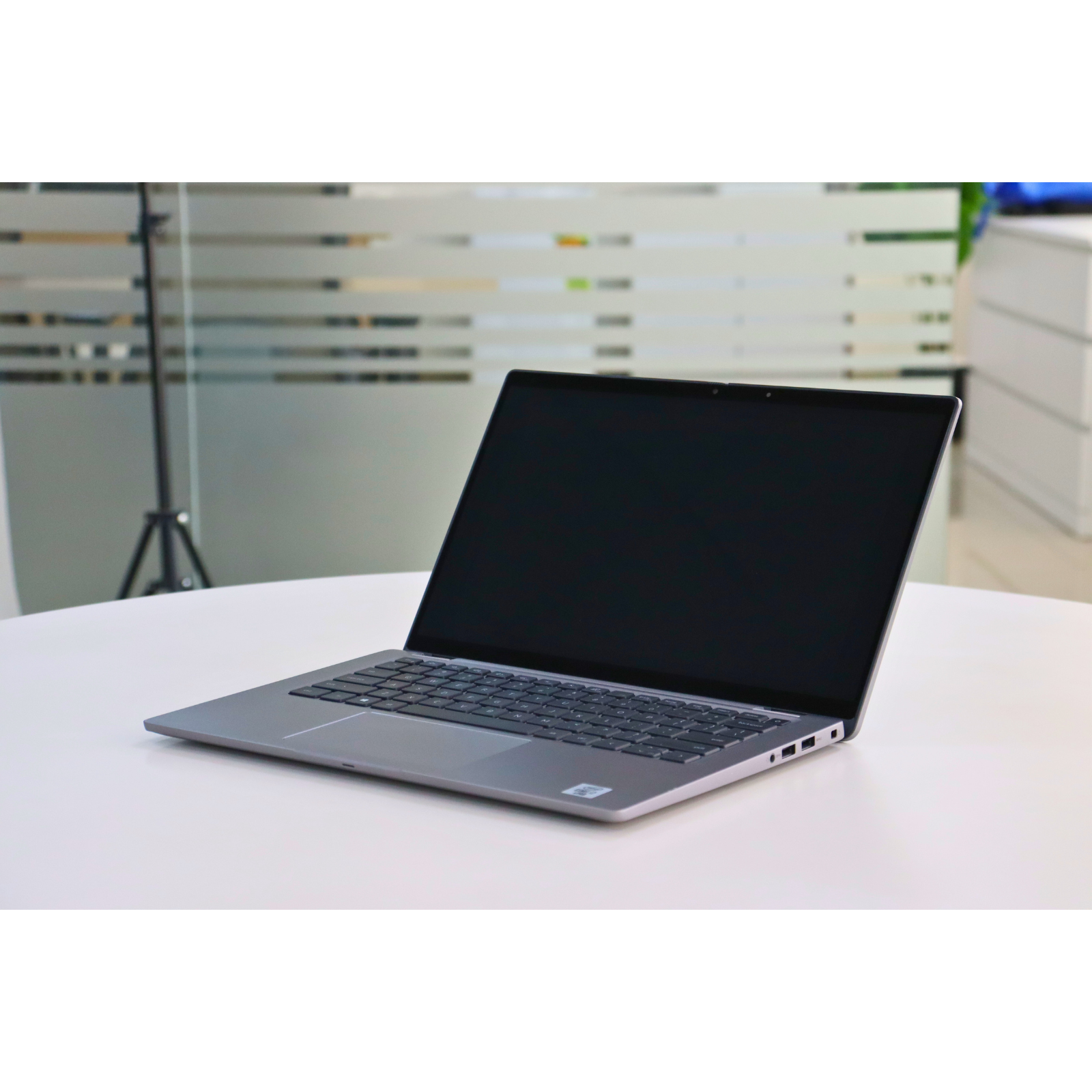 DELL LATITUDE 7410: 10th Gen i7, 32GB RAM, 256GB SSD, SN:898071