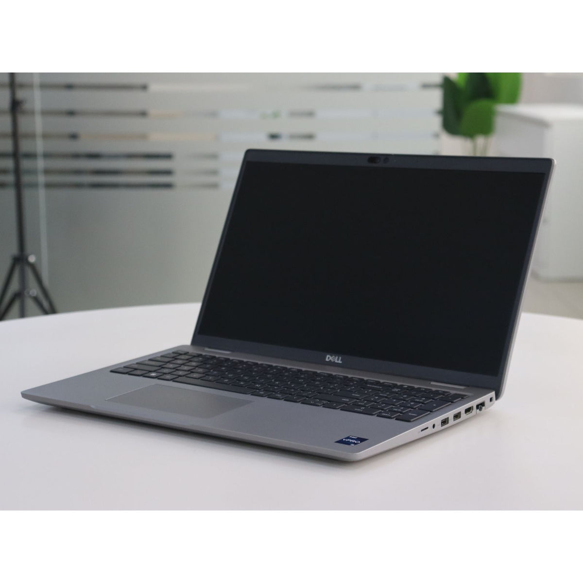 DELL LATITUDE 5540: 13th Gen i5, 16GB RAM, 512GB SSD, SN:04955