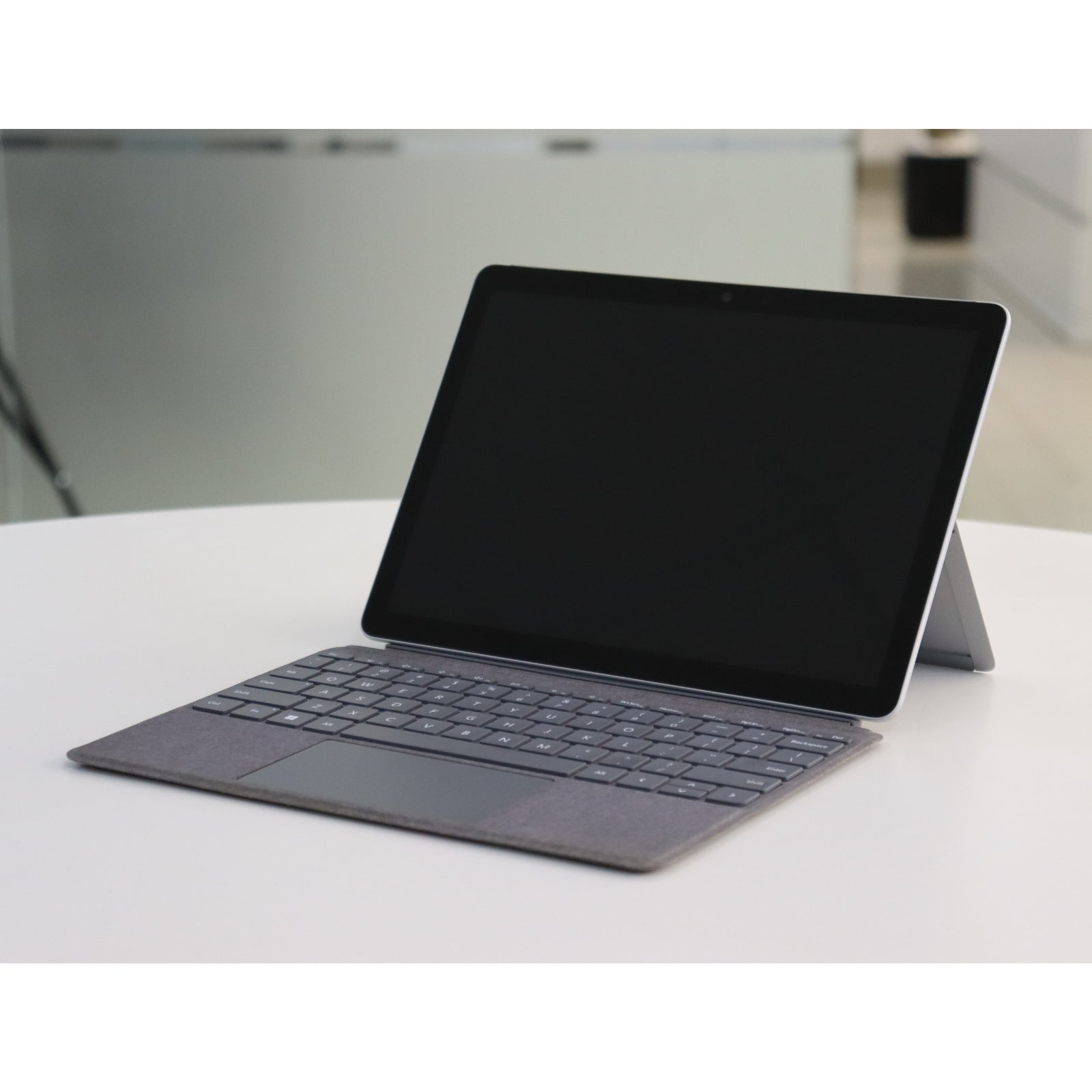 Microsoft SURFACE GO 3: i3, 10th Gen, 4GB RAM, 64GB SSD, SN:18647