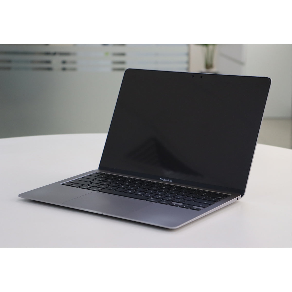 Apple MacBook Air A2337(2020): M1, 8GB RAM, 256GB SSD, SN:60644