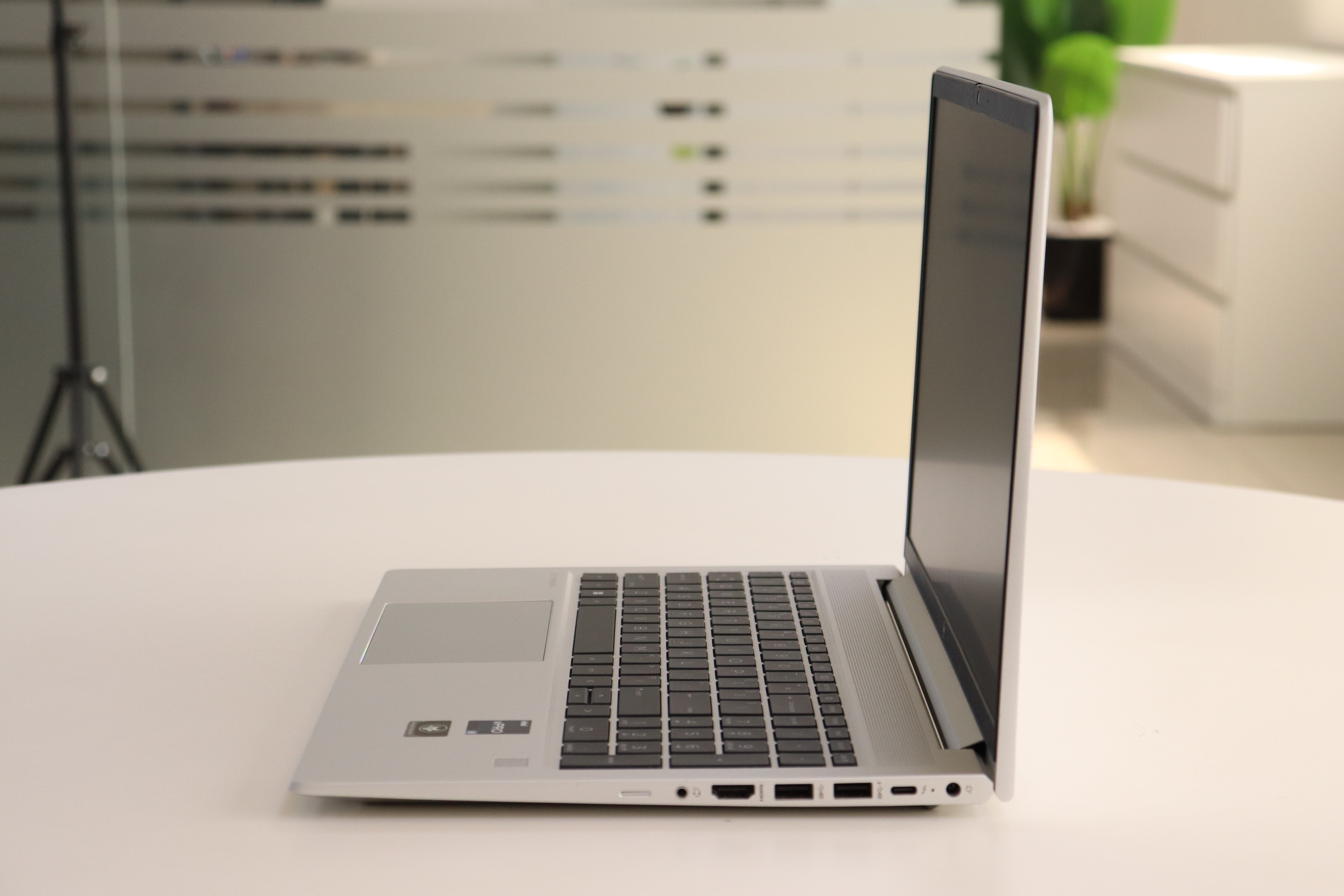 HP EliteBook 650 G9 SN:00383 product photo 3