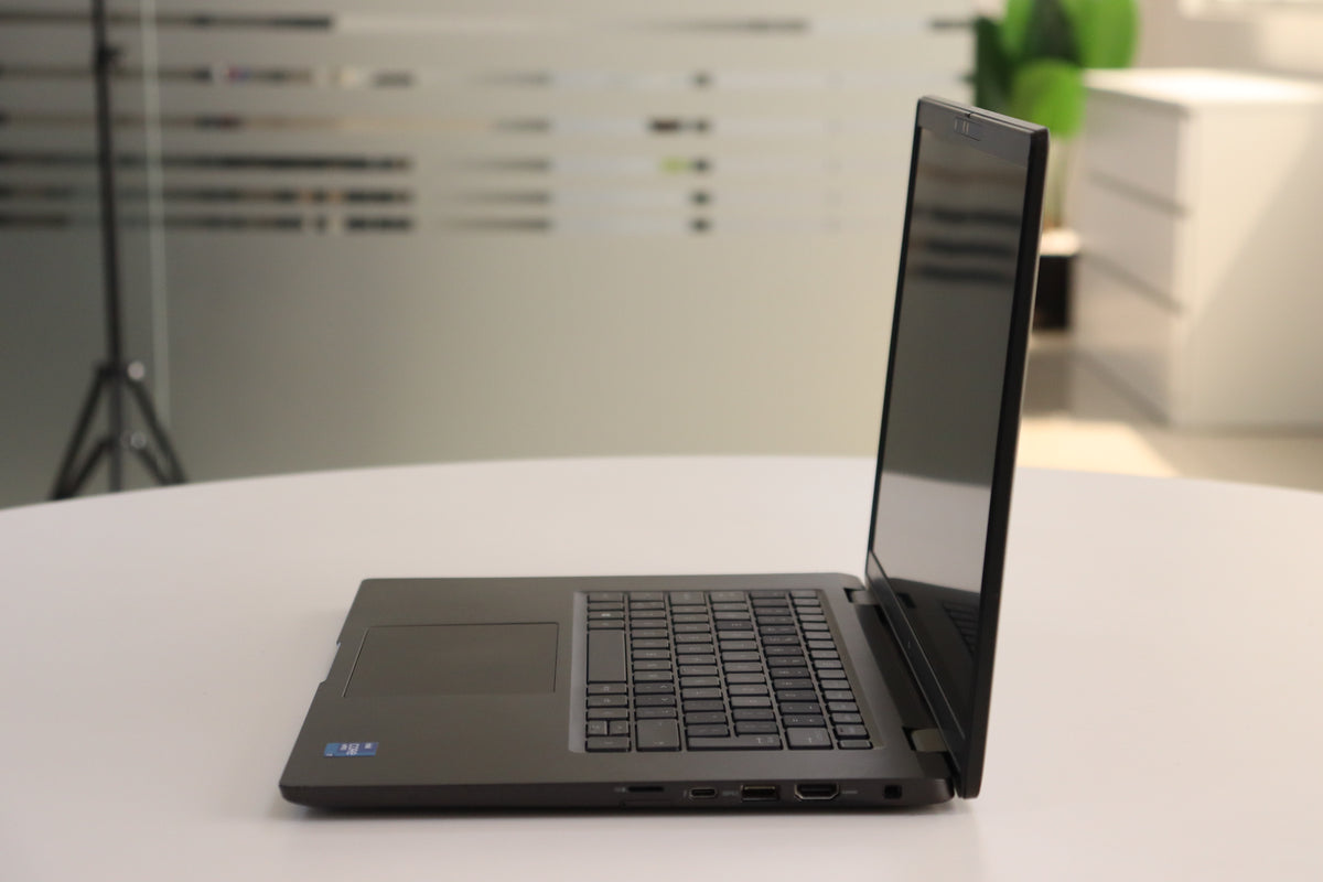 DELL LATITUDE 7520 laptop photo 3