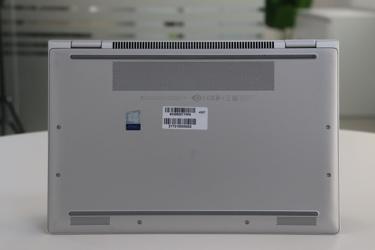 HP EliteBook x360 1040 G5 - bottom view