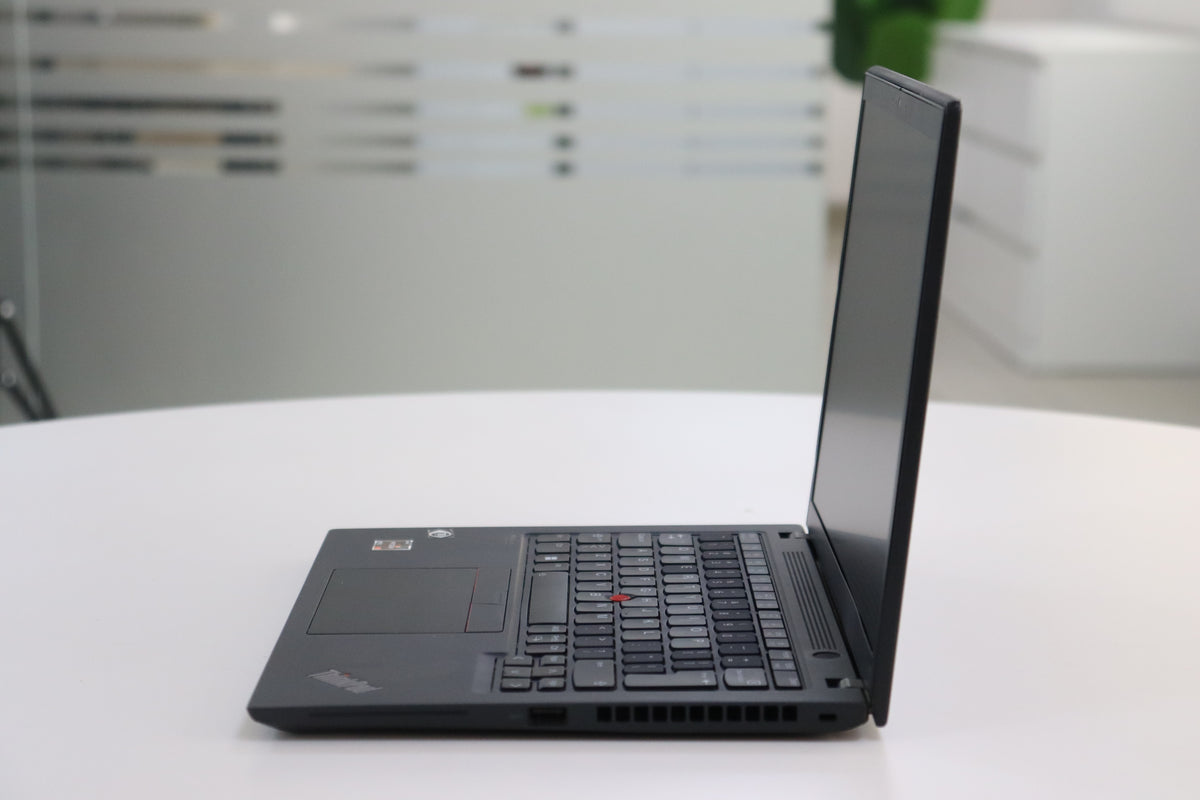 Lenovo ThinkPad X13 Gen 3 - open view