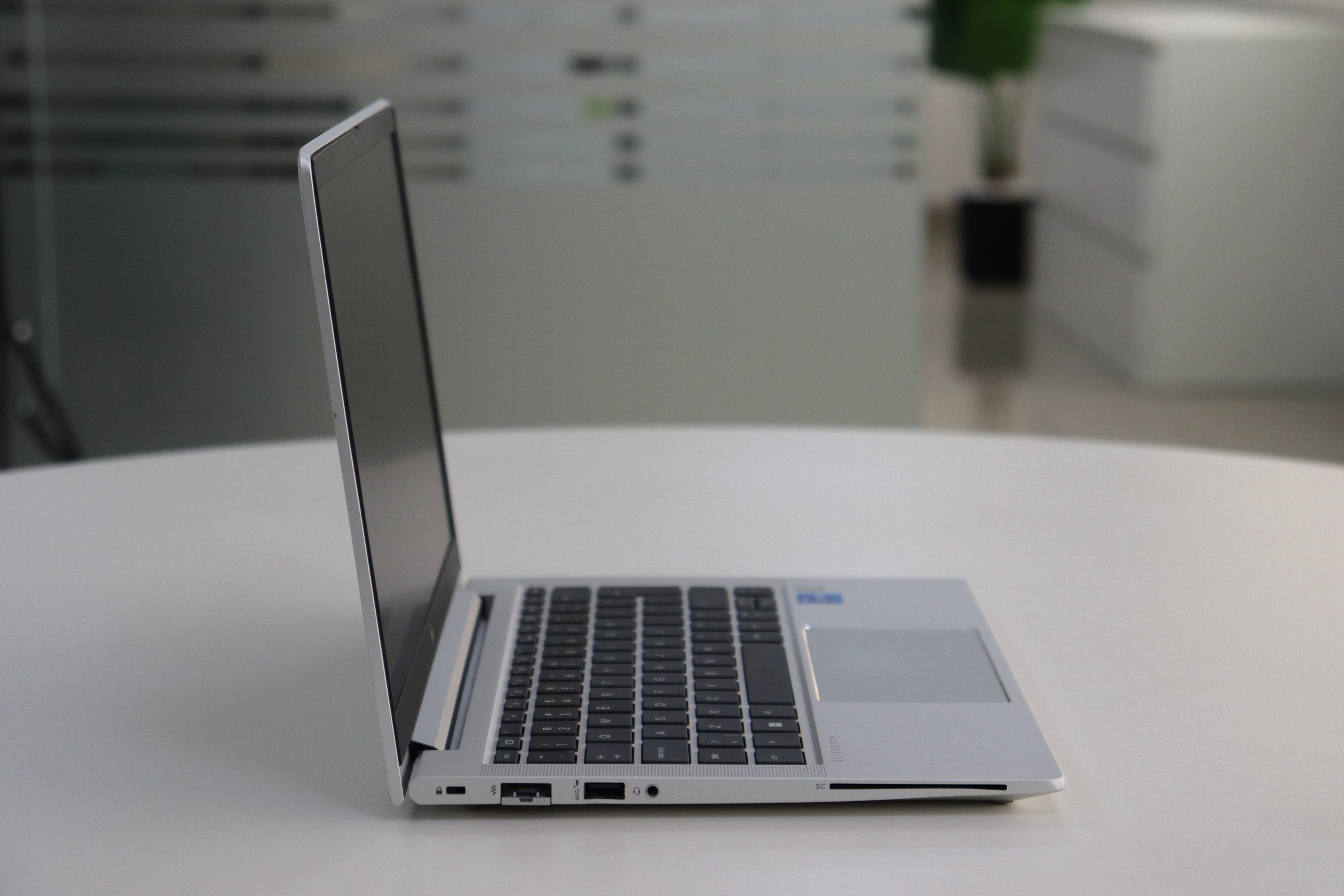 HP ELITEBOOK 630 G10 SN:01204 - product photo 4