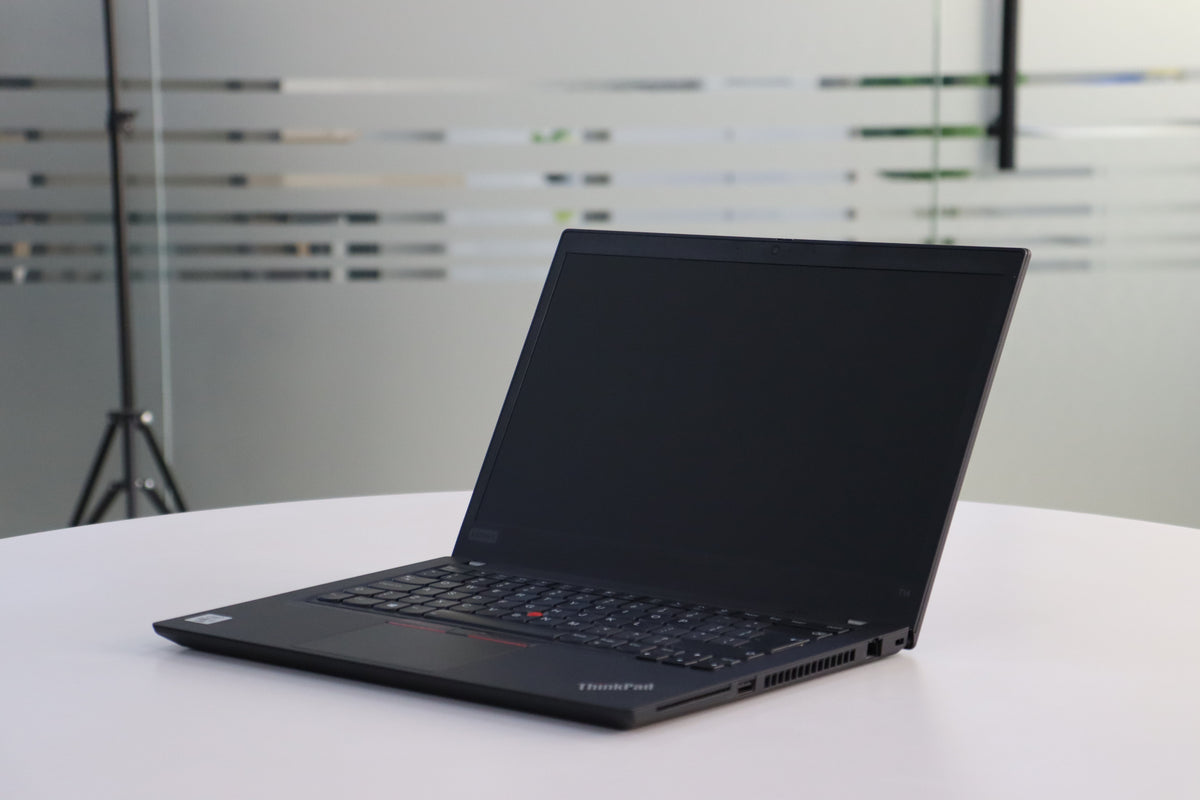 LENOVO THINKPAD T14 GEN 1 SN:00371 right front angle