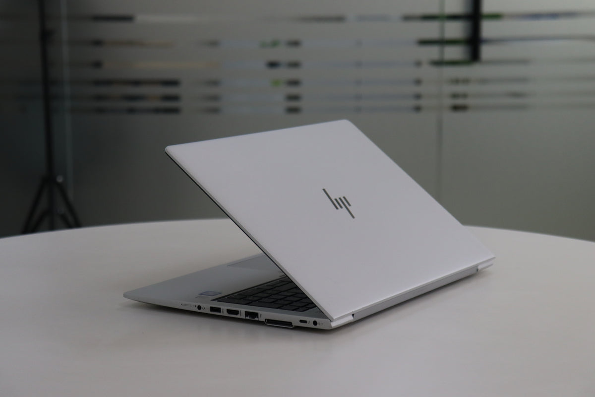 HP ELITEBOOK 850 G5 SN:00047 rear right angle