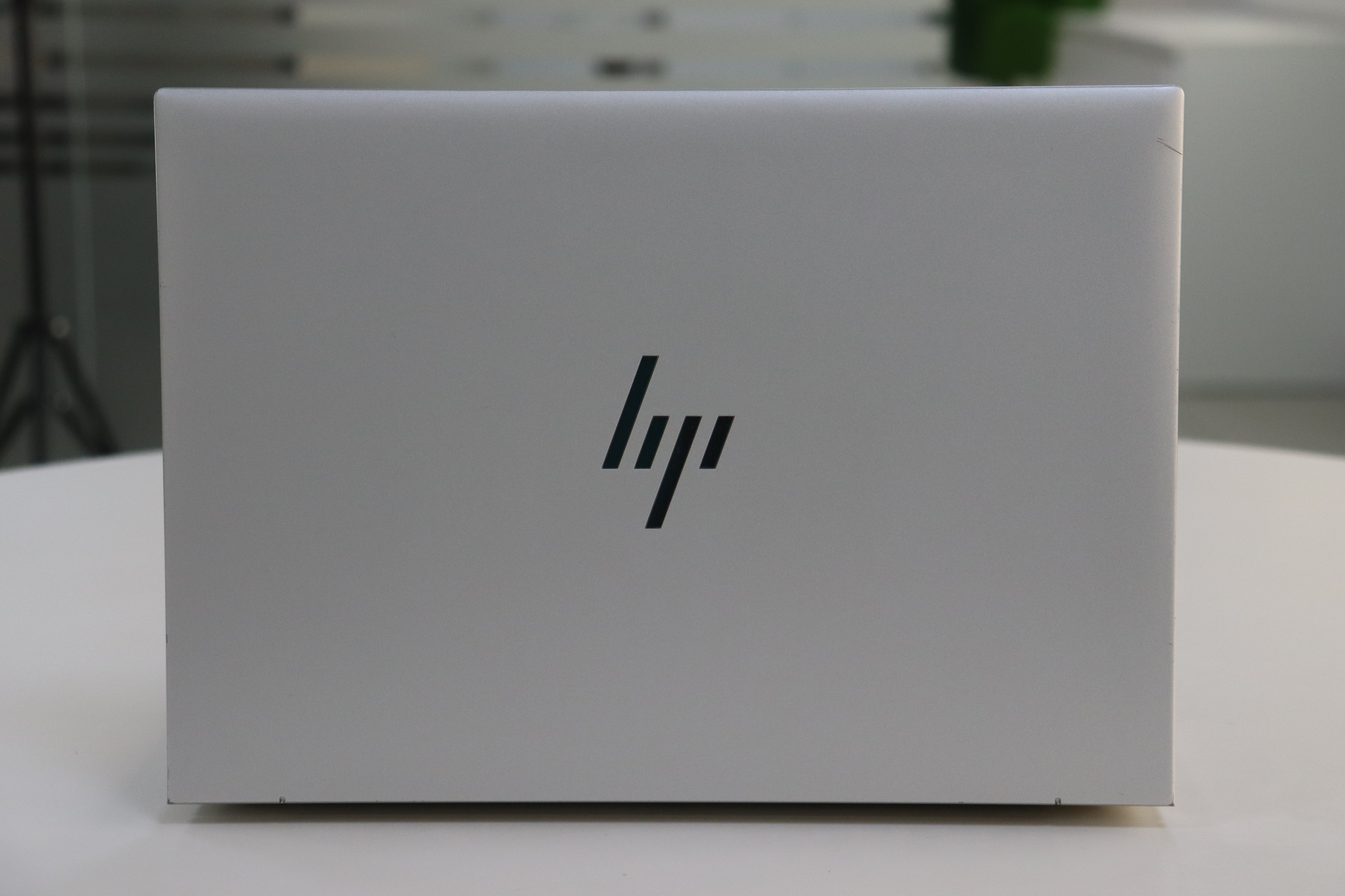 HP ELITEBOOK 840 G10: 13th Gen i5, 16 GB RAM, 256 GB SSD, SN:00600