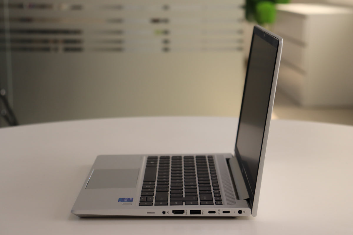 HP PROBOOK 440 G10 laptop photo 3