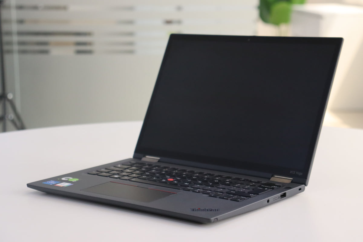 Lenovo ThinkPad X13 Yoga Gen 2 - angle view