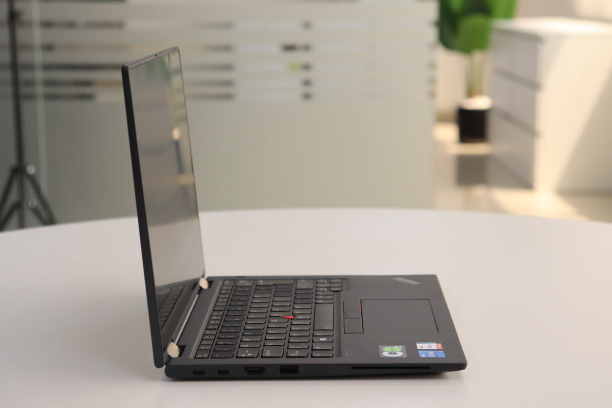 Lenovo ThinkPad X13 Yoga Gen 2 - keyboard view
