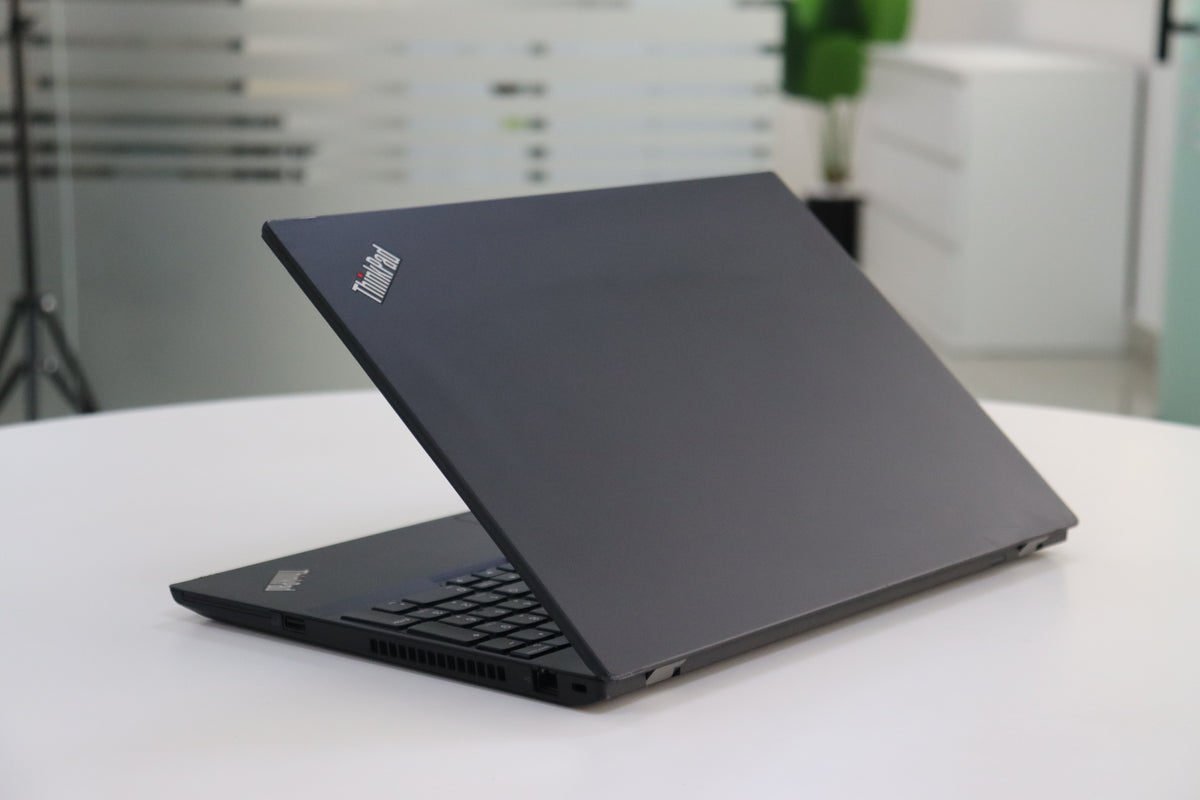 LENOVO THINKPAD T15 GEN 2I: 11th Gen i5, 16 GB RAM, 256 GB SSD, SN:00765