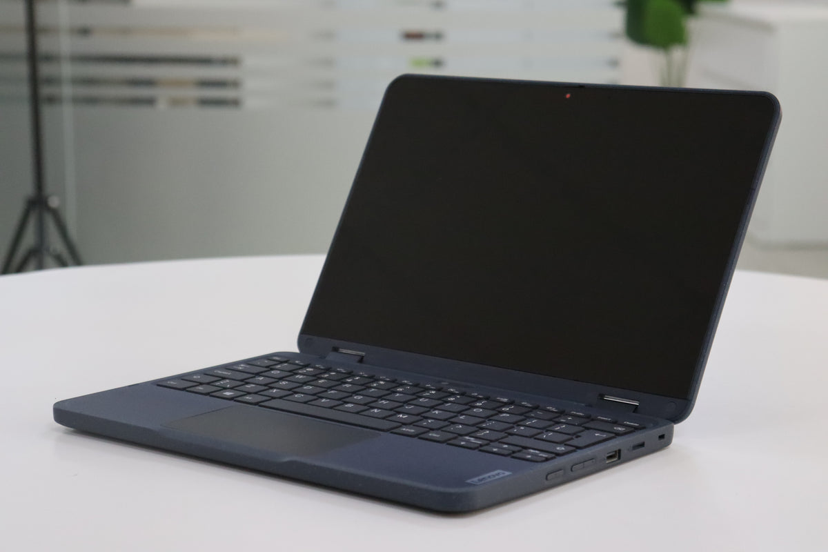 Lenovo 500W Gen 3 front angle view