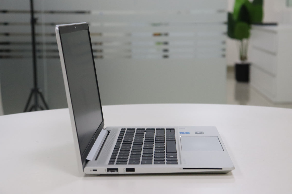 ELITEBOOK 640 G9 220371000718 image_4