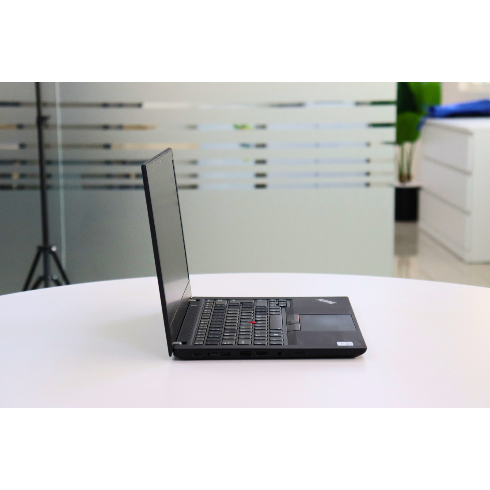 LENOVO THINKPAD T14 GEN 1: 10th Gen i5, 16GB RAM, 256GB SSD, SN:00981