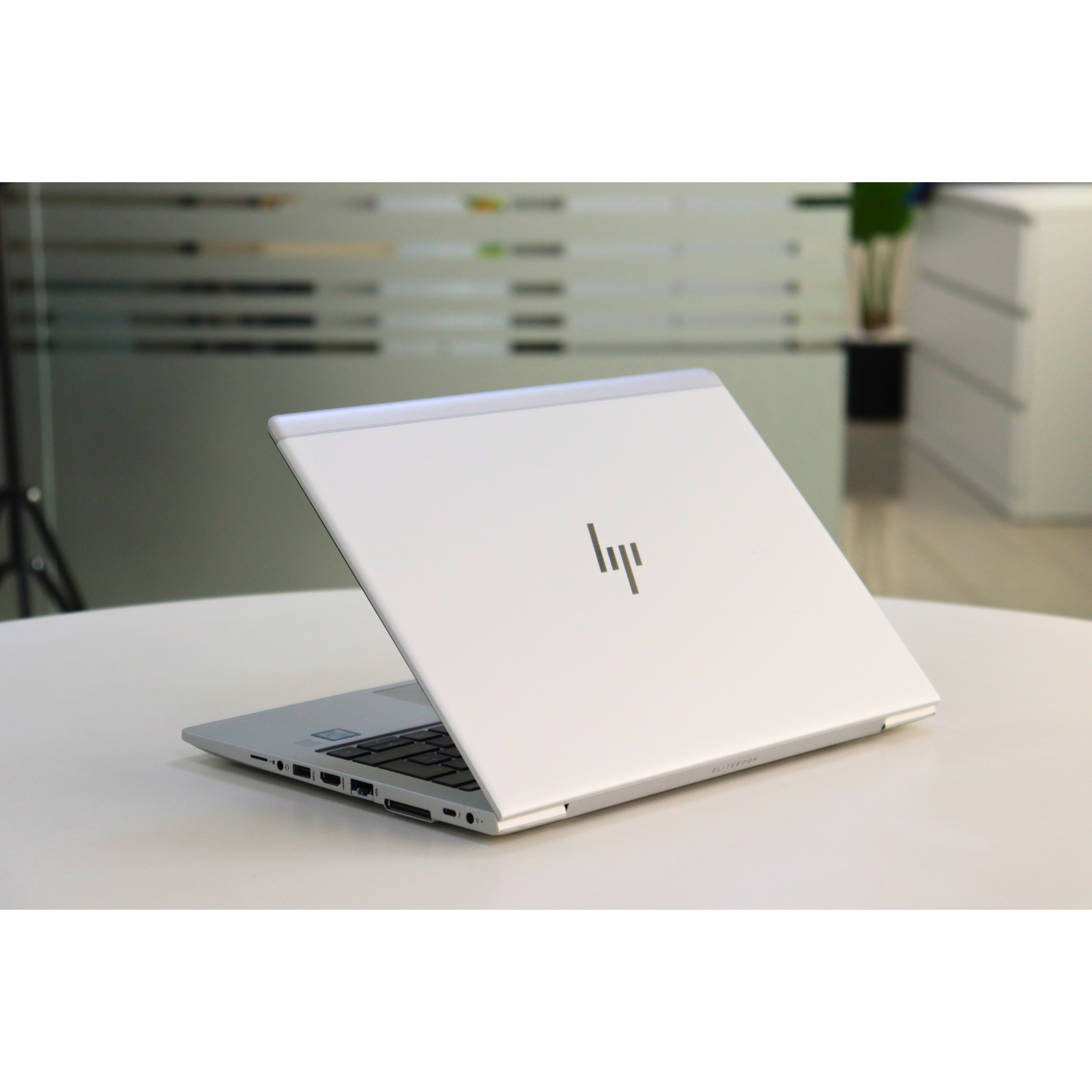 HP ELITEBOOK 830 G6: 8th Gen i7, 16GB RAM, 512GB SSD, SN:01261