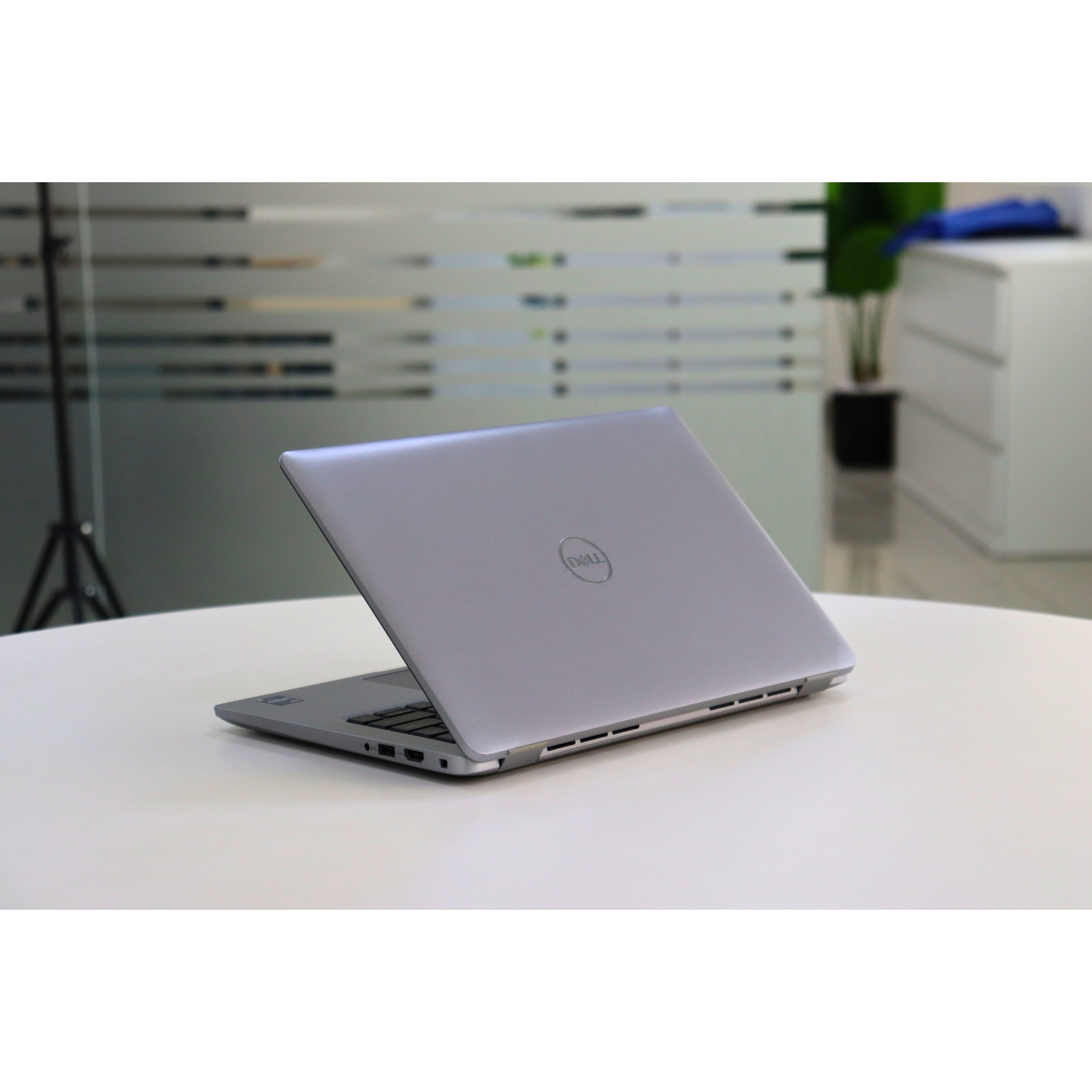 Dell Latitude 5440: Intel Core i5, 13th Gen, 16GB RAM, 256GB SSD SN:05940