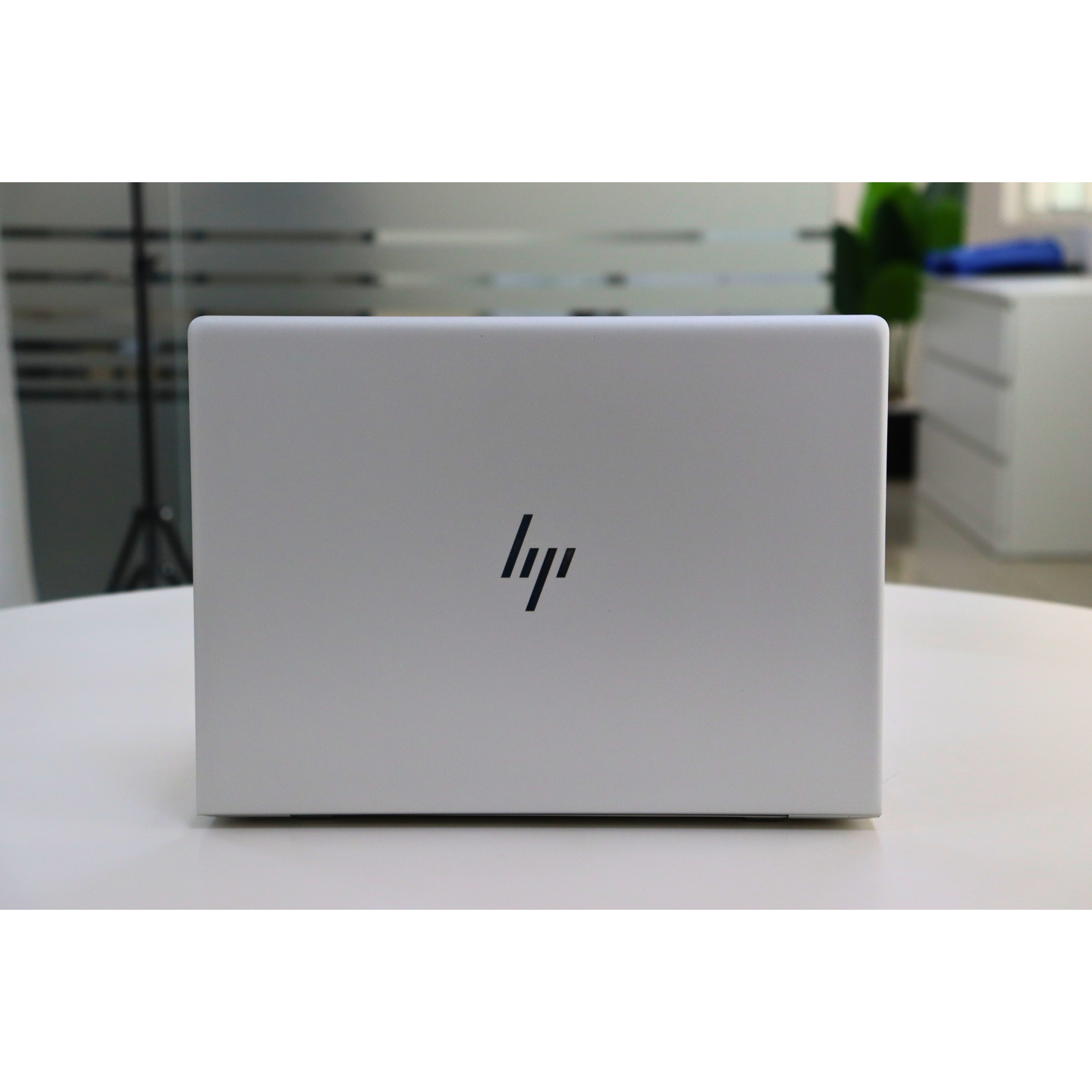 HP ELITEBOOK 830 G5: 8th Gen i7, 16GB RAM, 512GB SSD, SN:18500