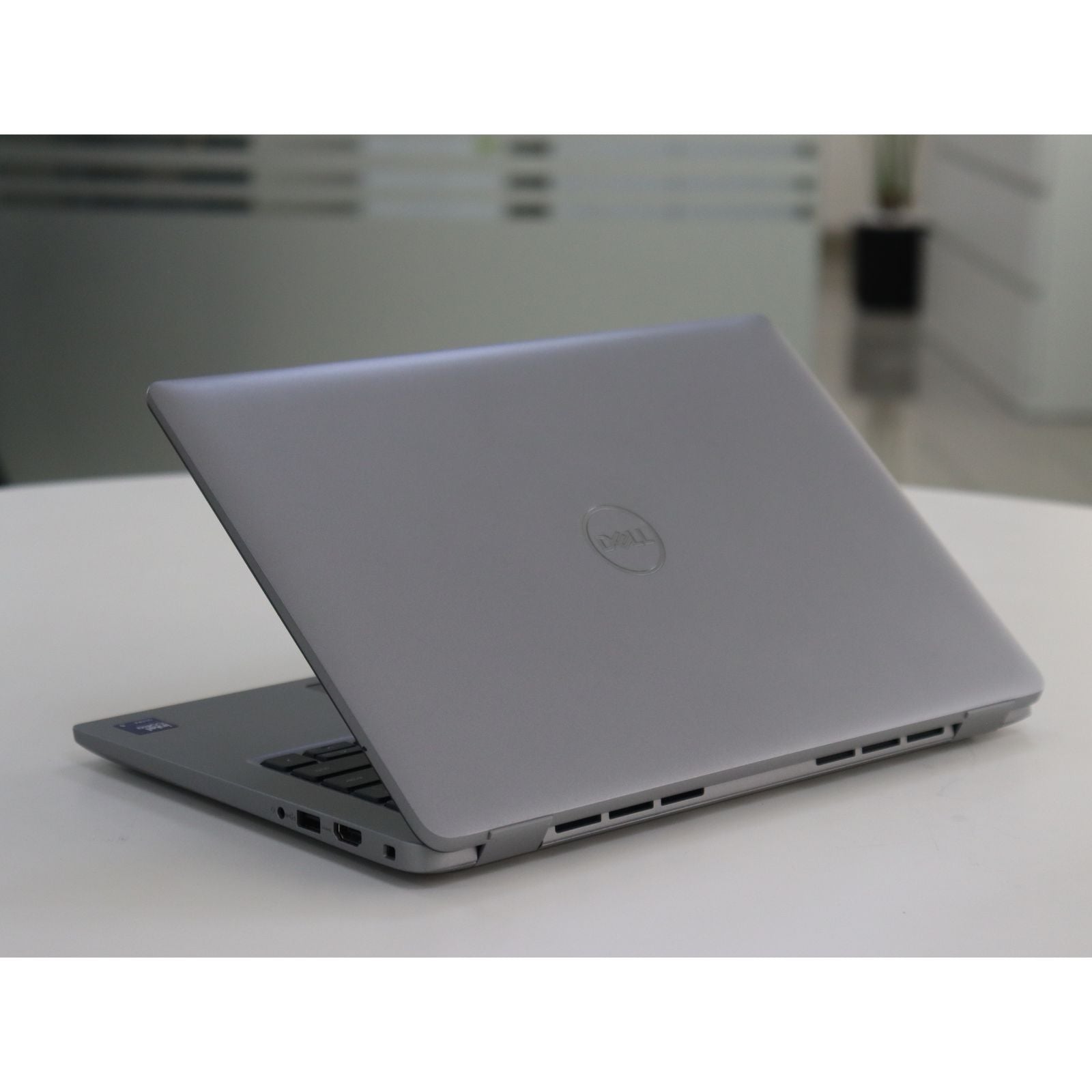 Dell LATITUDE 5450: Ultra 5, 16GB RAM, 256GB SSD, SN:97844