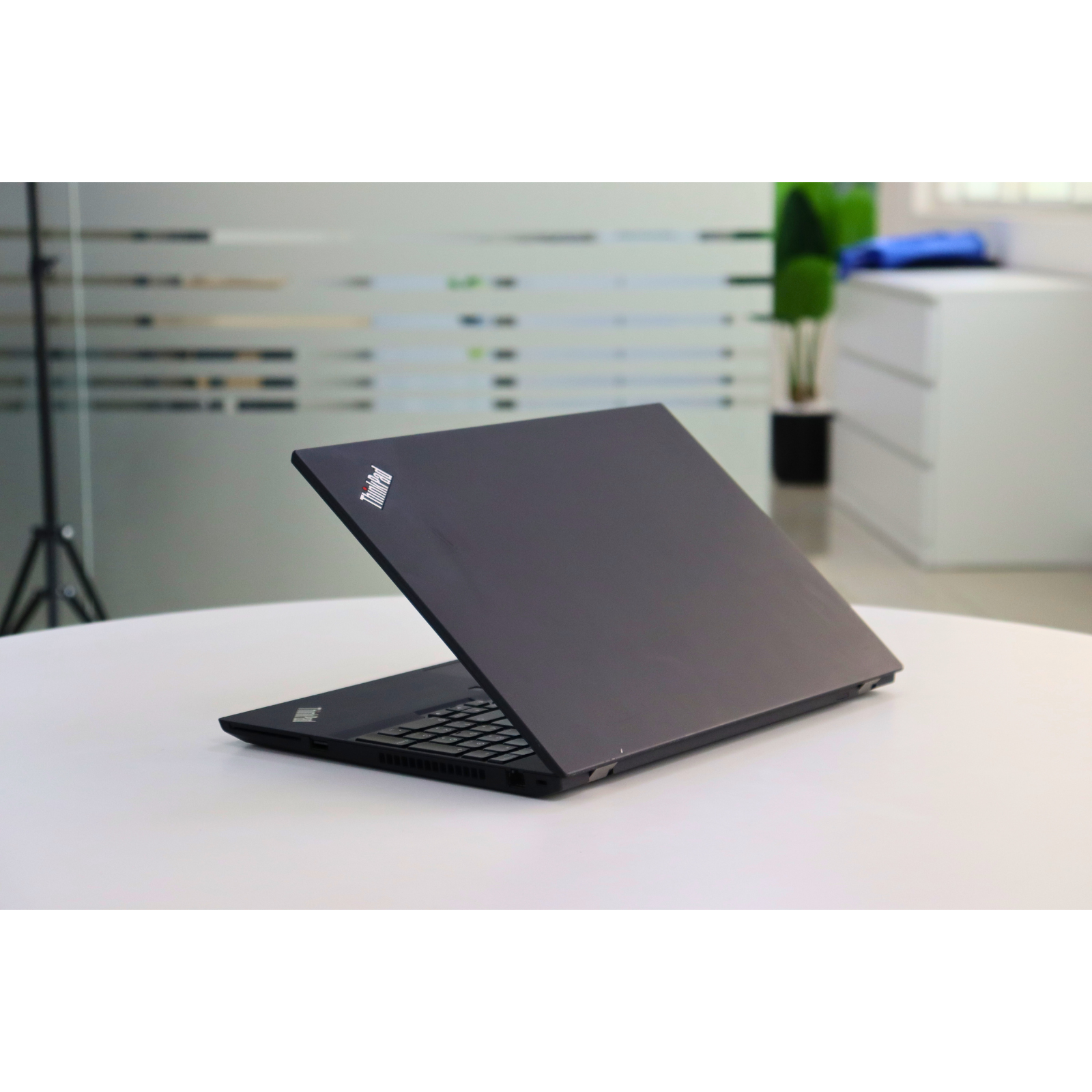 LENOVO THINKPAD P53S: i7 8th, 16GB RAM, 512GB SSD, SN:01362