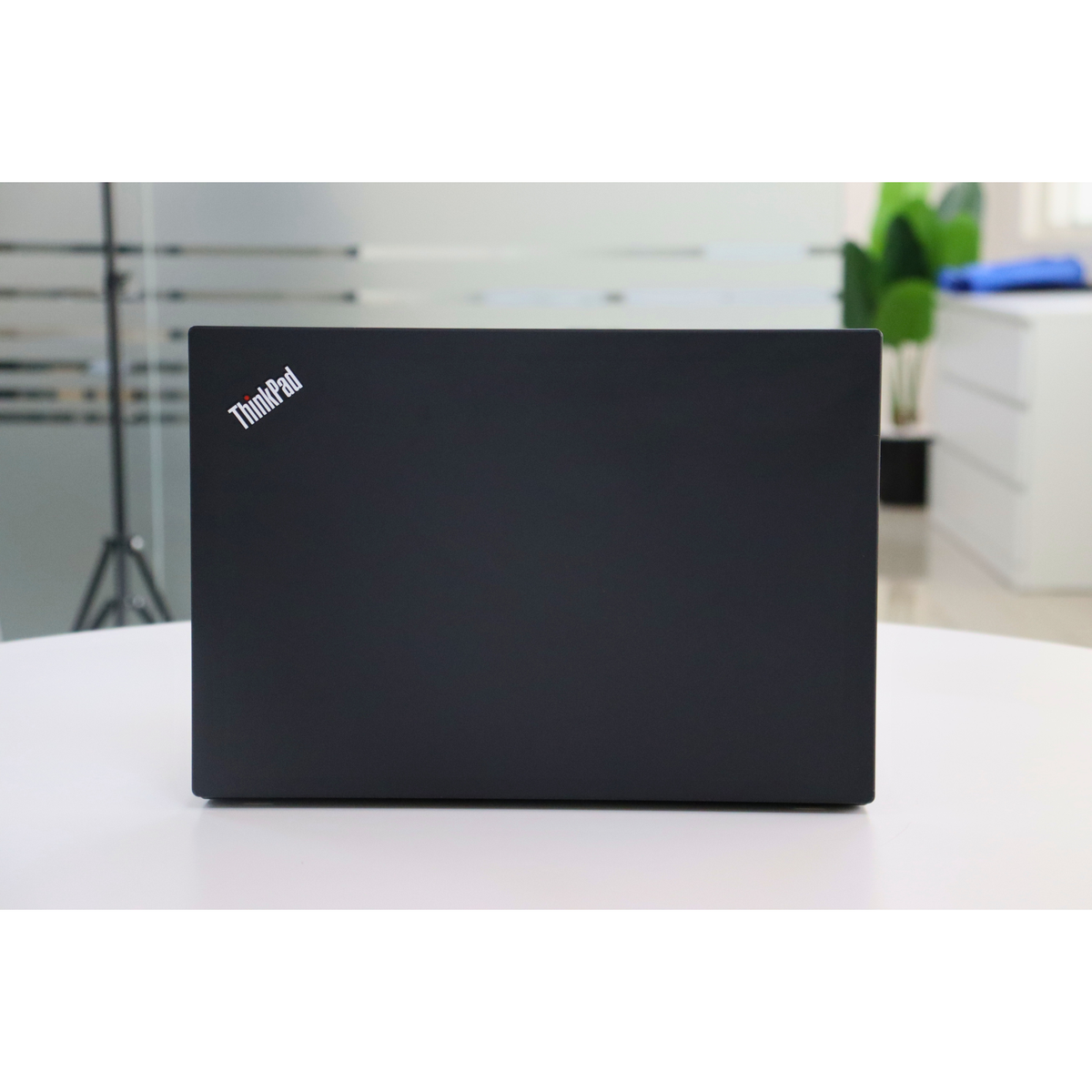 LENOVO THINKPAD T14 GEN 2: AMD RYZEN 7, 16GB RAM, 512GB SSD, SN:915604