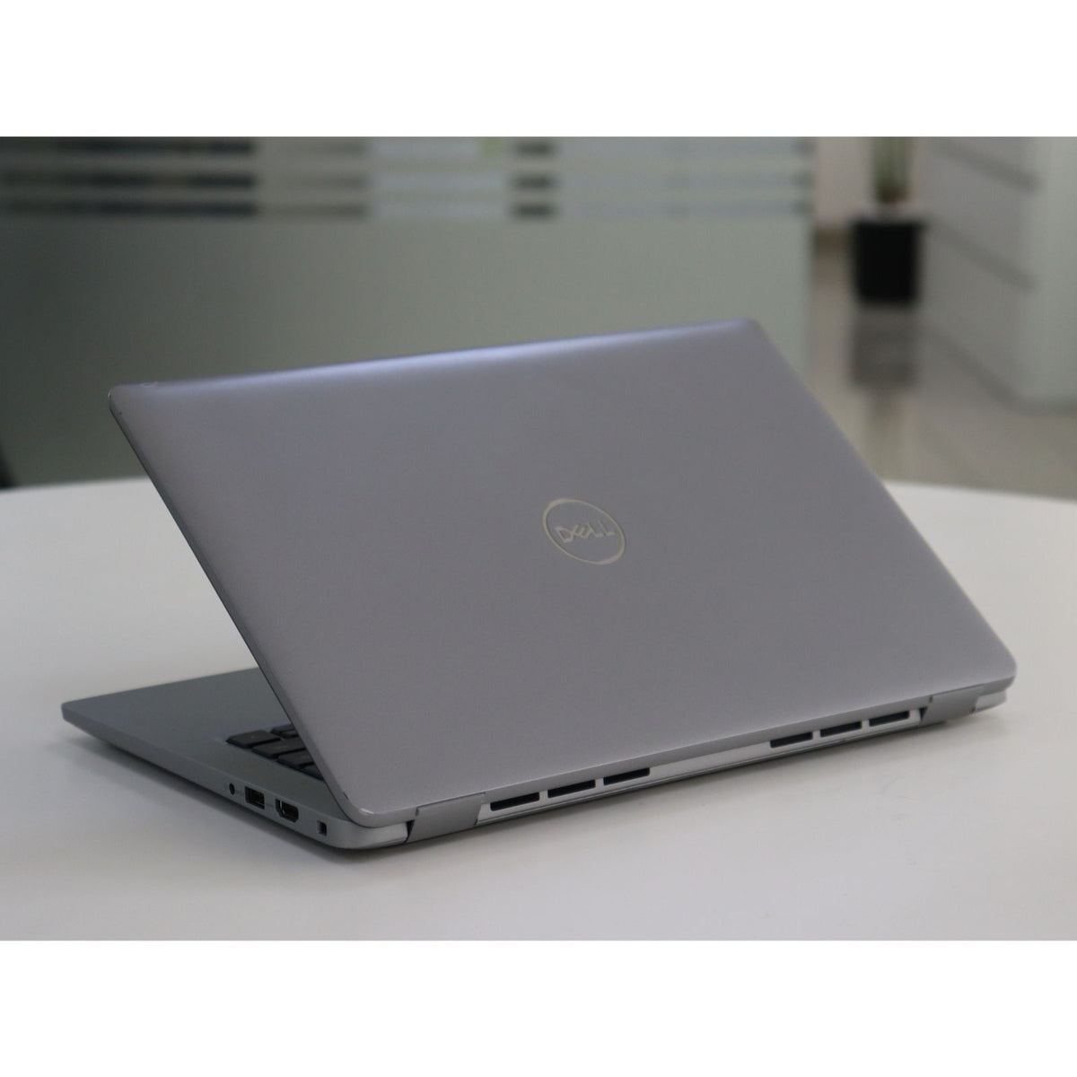 Dell LATITUDE 5450: Ultra 7, 32GB RAM, 256GB SSD, SN:77047