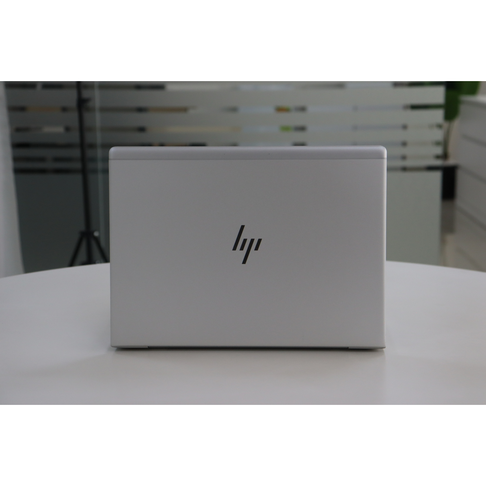 HP ELITEBOOK 830 G5: 8th Gen i5, 16GB RAM, 256GB SSD, SN:00609