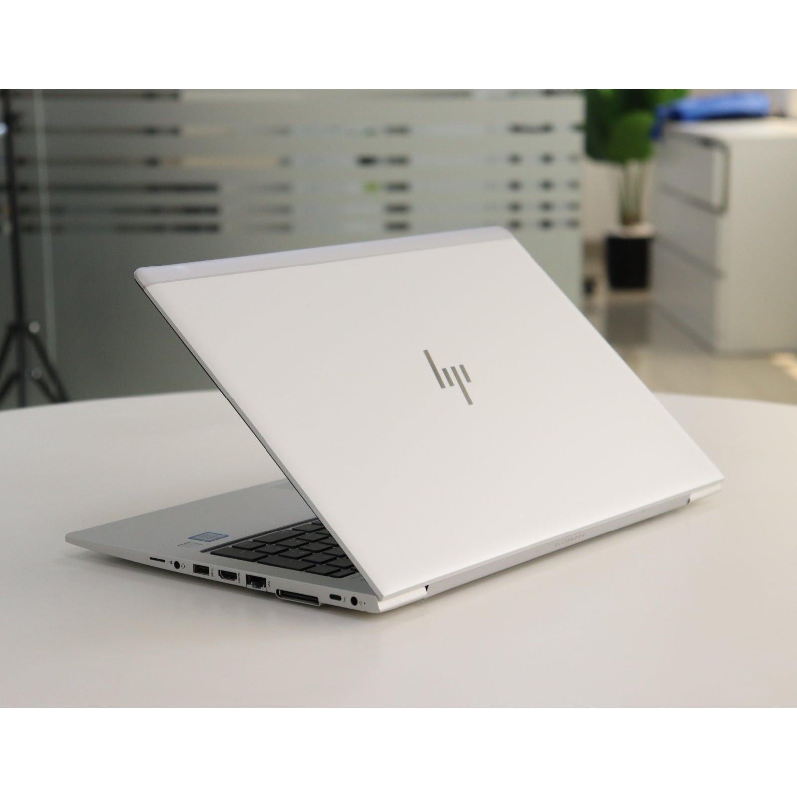 HP ELITEBOOK 850 G6: 8th Gen i5, 8GB RAM, 256GB SSD, SN:00862