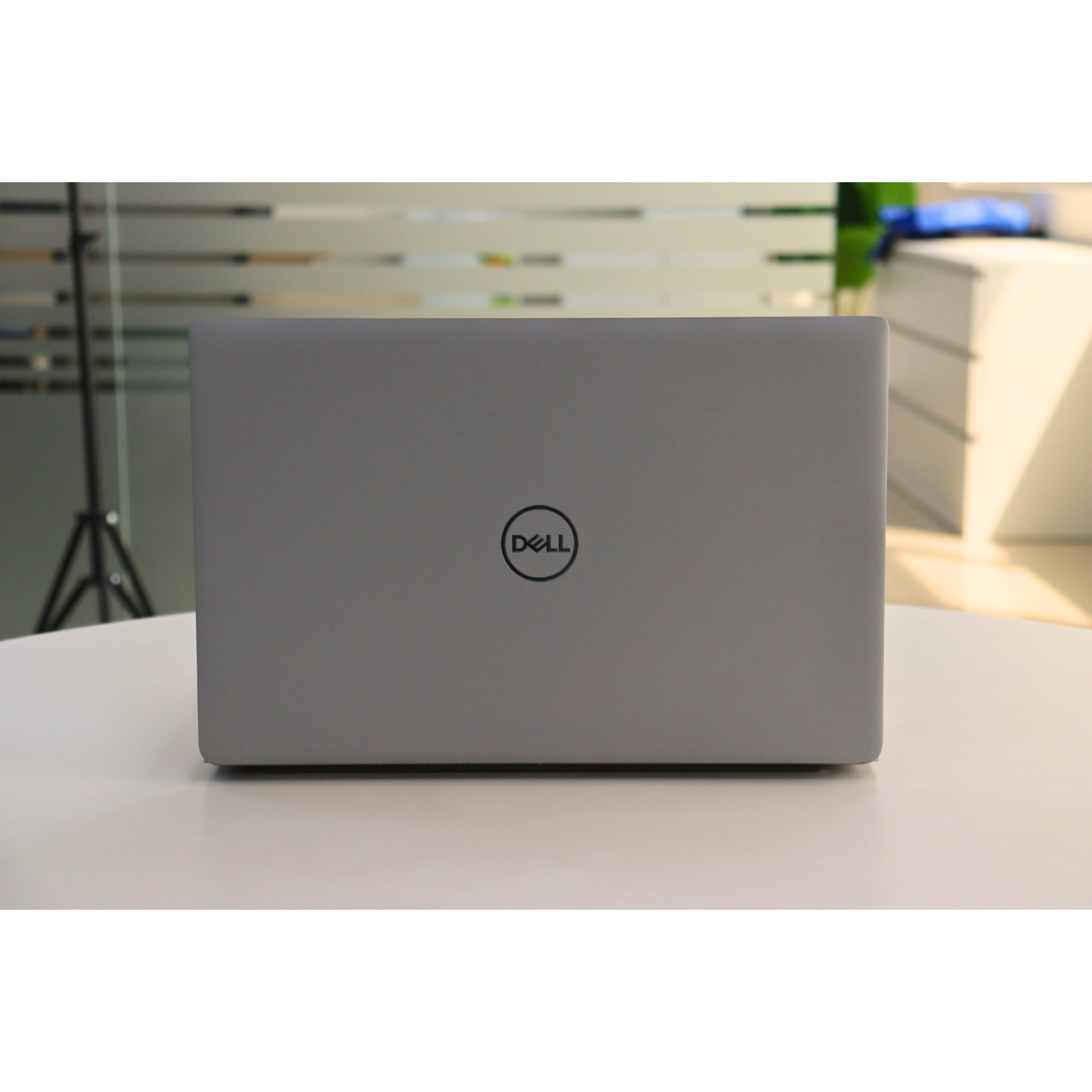 DELL INC LATITUDE 5540: 13th Gen i5, 8GB RAM, 256GB SSD, SN:04956