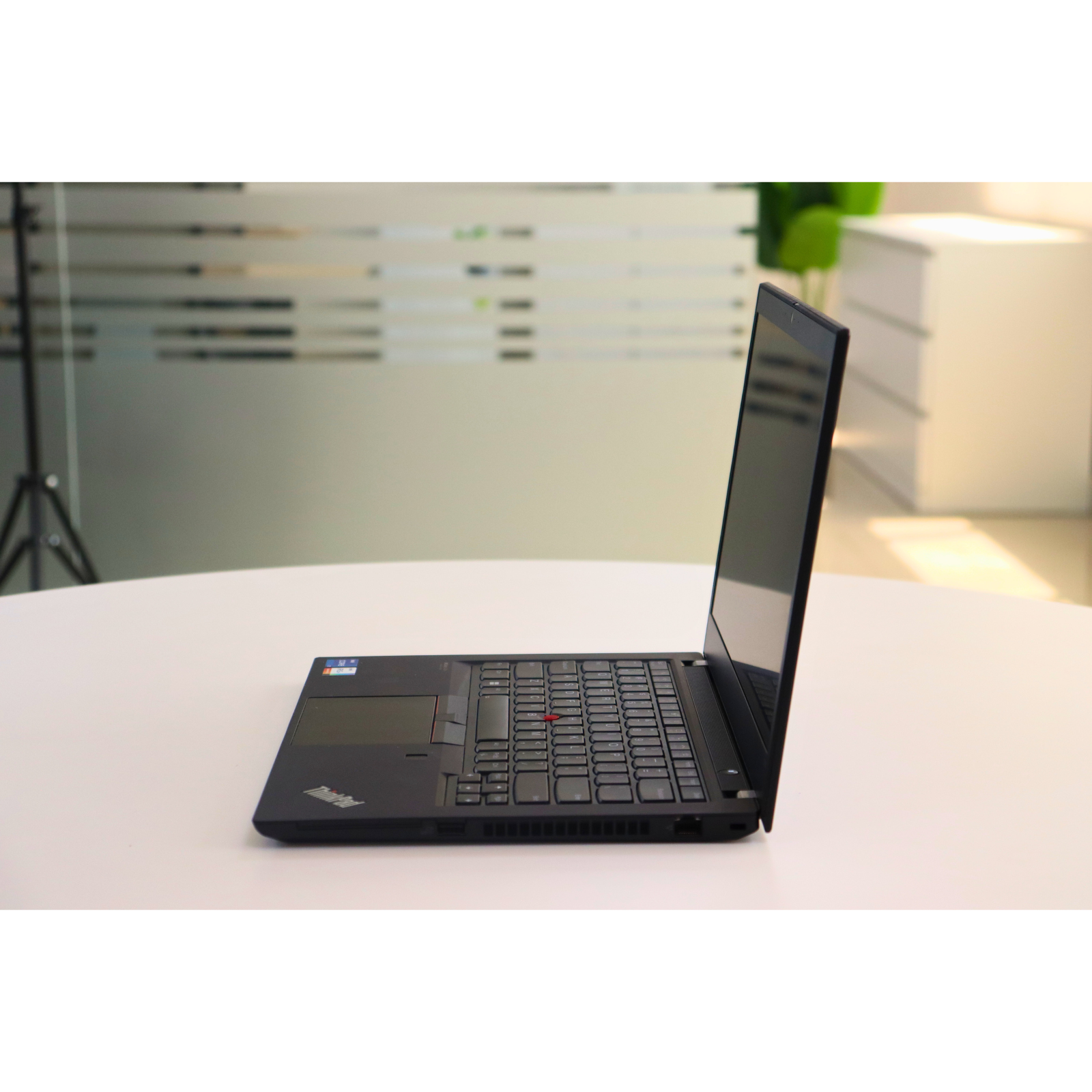 LENOVO THINKPAD T14 GEN 2: 11th Gen i7, 32GB RAM, 512GB SSD, SN:22315