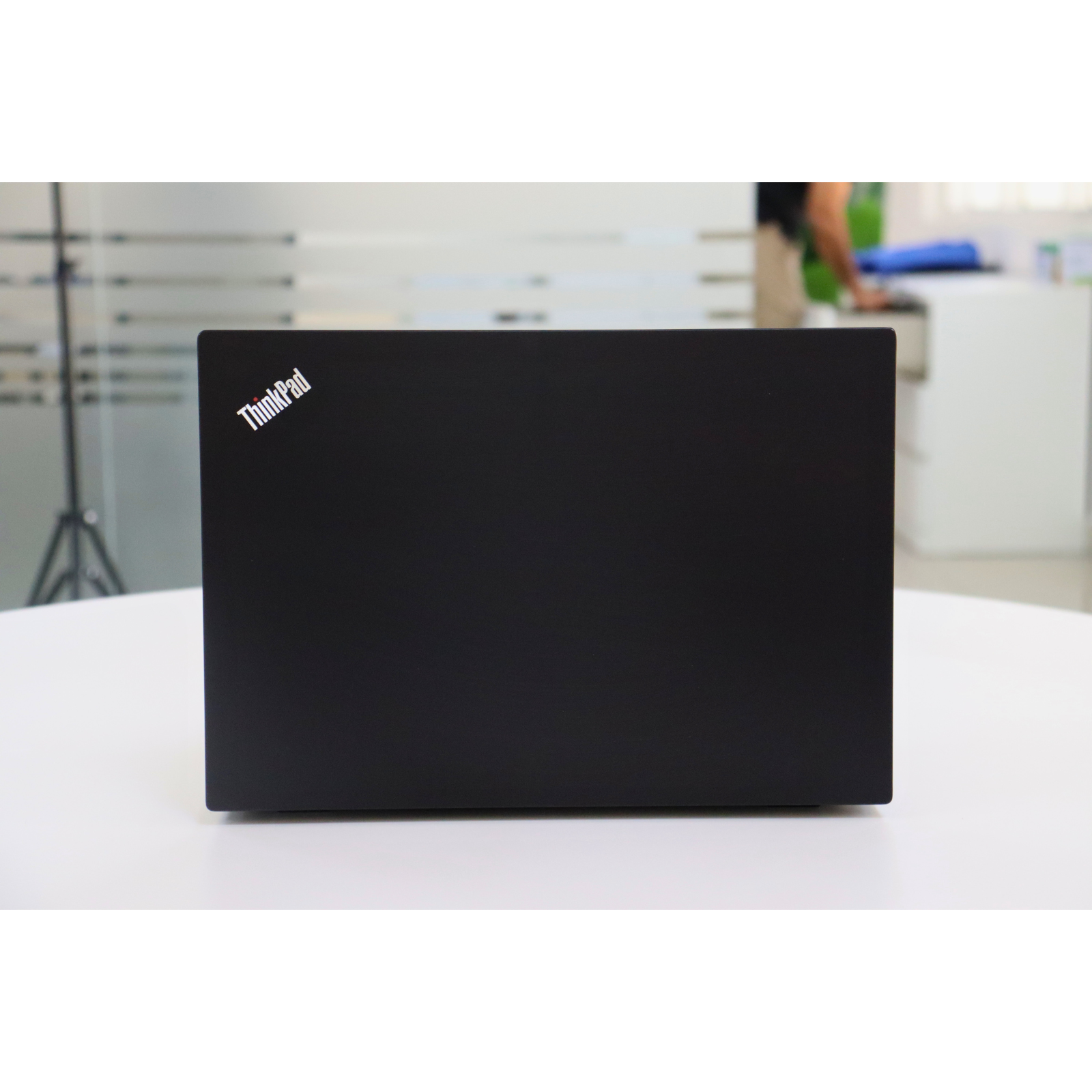 Lenovo THINKPAD L390: 8th Gen i5, 8GB RAM, 256GB SSD, SN:16320