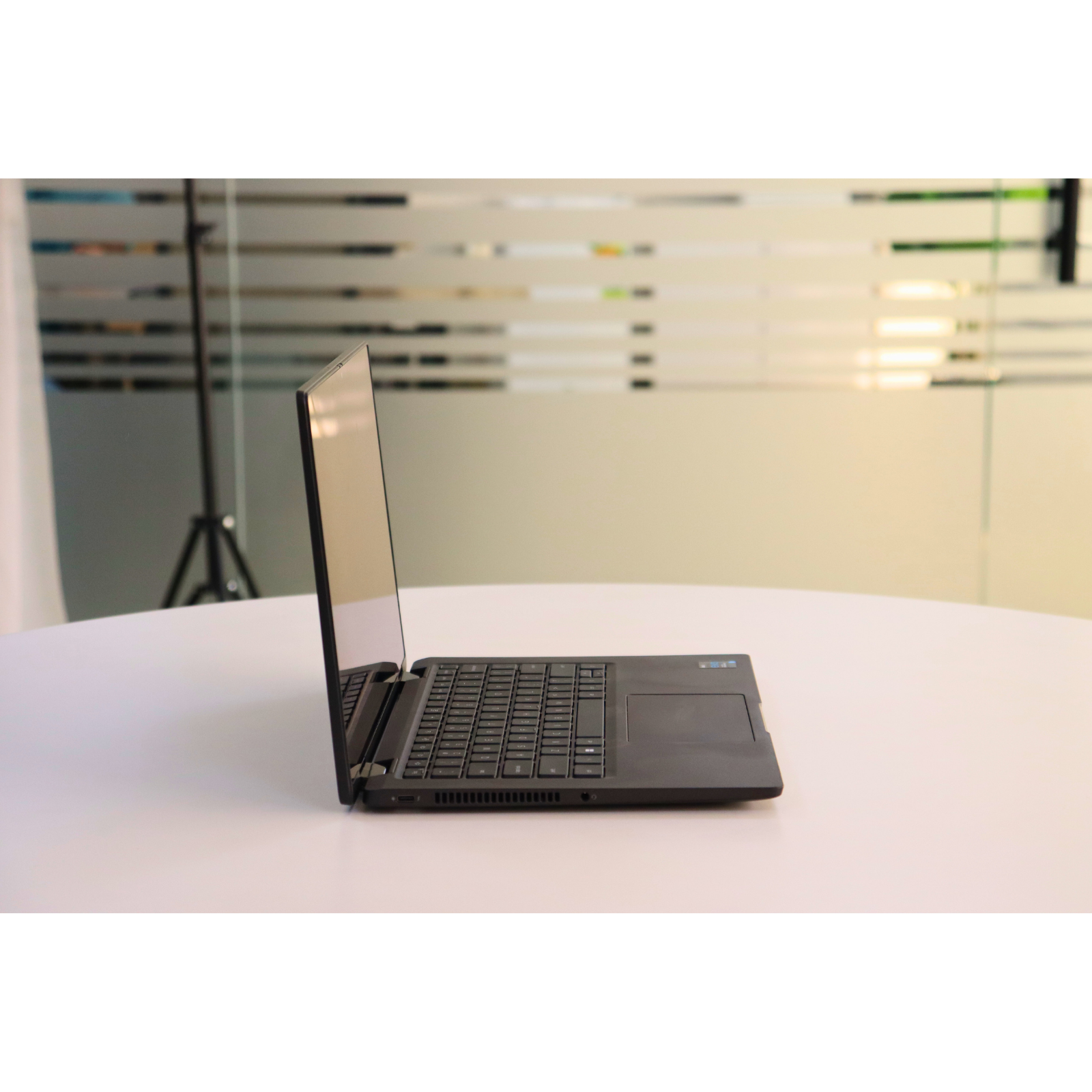 Dell LATITUDE 7420: 11th Gen i5, 16GB RAM, 256GB SSD, SN:95615