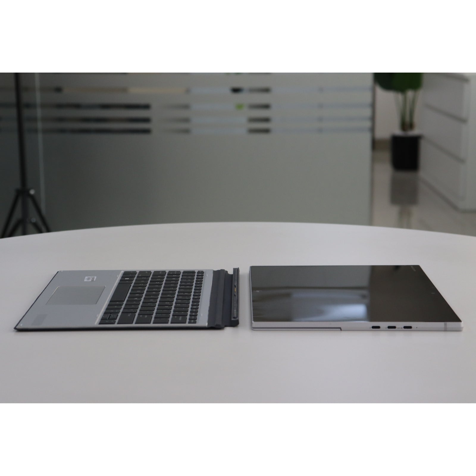 HP ELITE X2 G8 TABLET: Intel Core i5, 11th Gen, 16GB RAM, 512GB SSD SN:23493