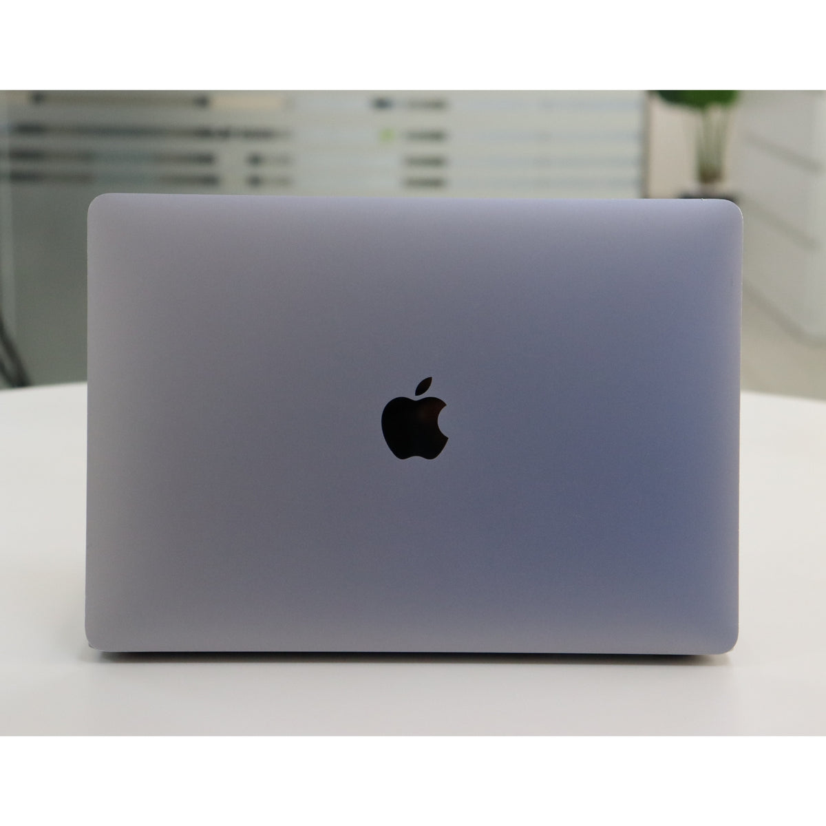 Apple MacBook Air A2337(2020): M1, 8GB RAM, 256GB SSD, SN:60607