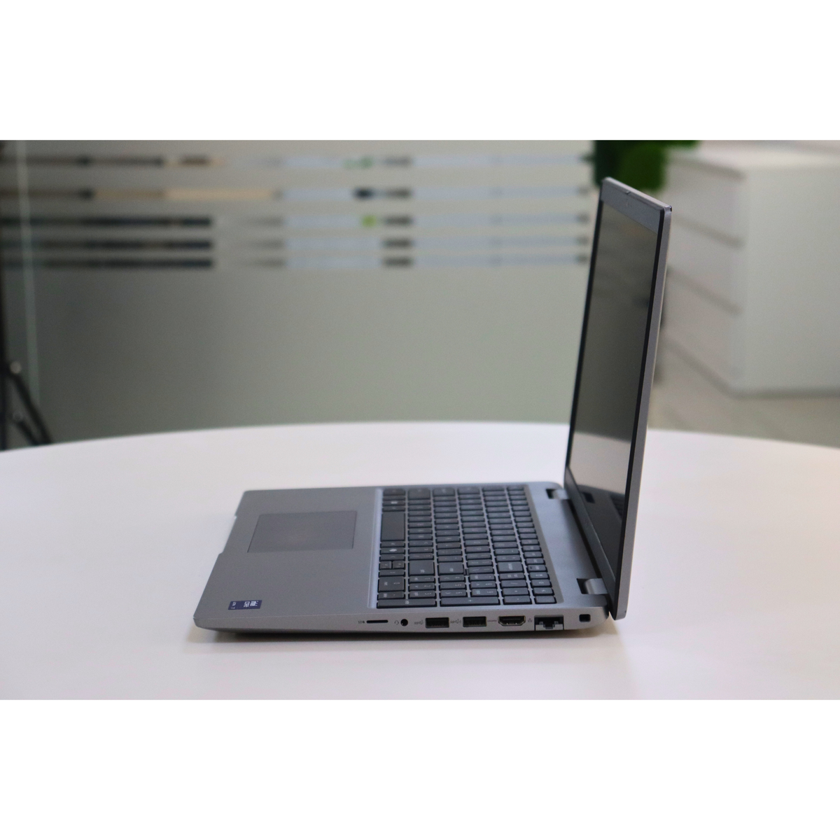 Dell LATITUDE 5550: Ultra 7, 32GB RAM, 512GB SSD, SN:21170