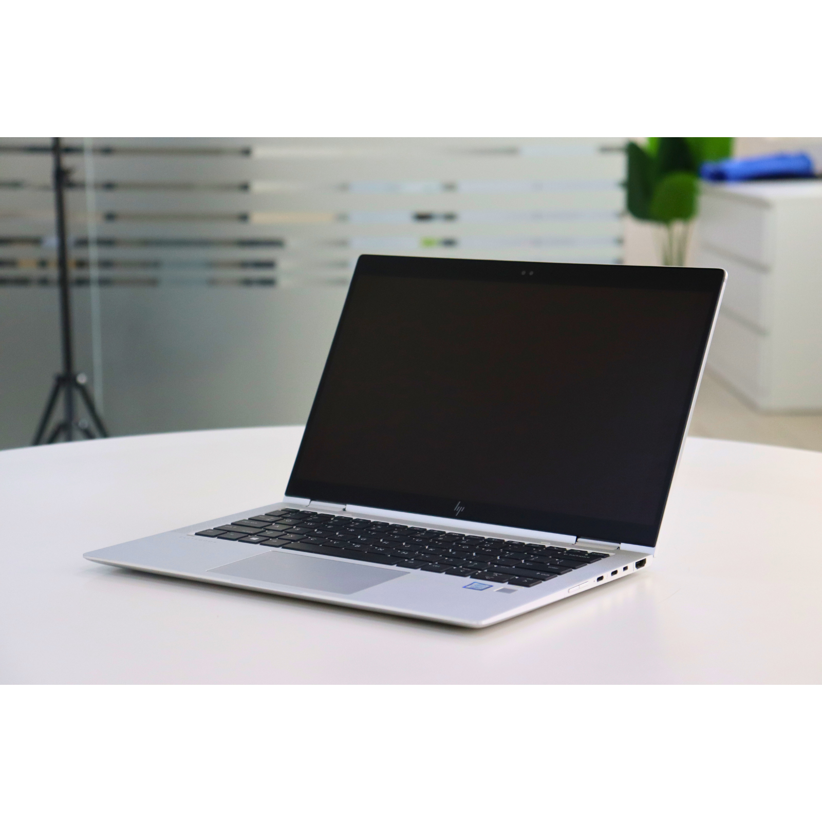 HP EliteBook X360 1030 G3: Intel Core i5, 8th Gen, 8GB RAM, 256GB SSD SN:18505
