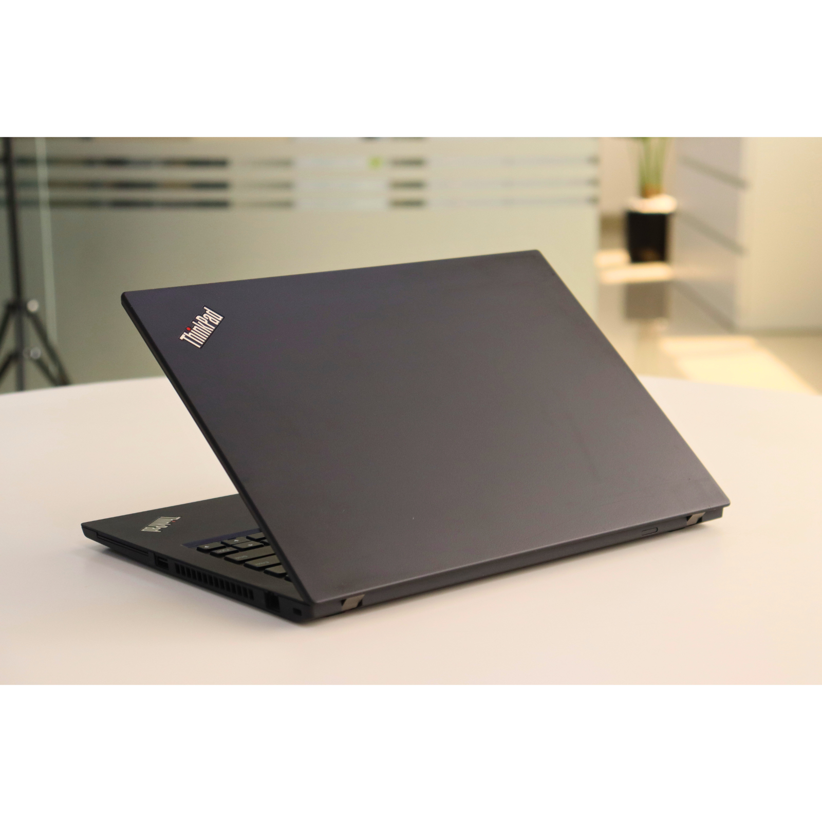 LENOVO THINKPAD T14 GEN 1: 10th Gen i5, 16GB RAM, 512GB SSD, SN:22295