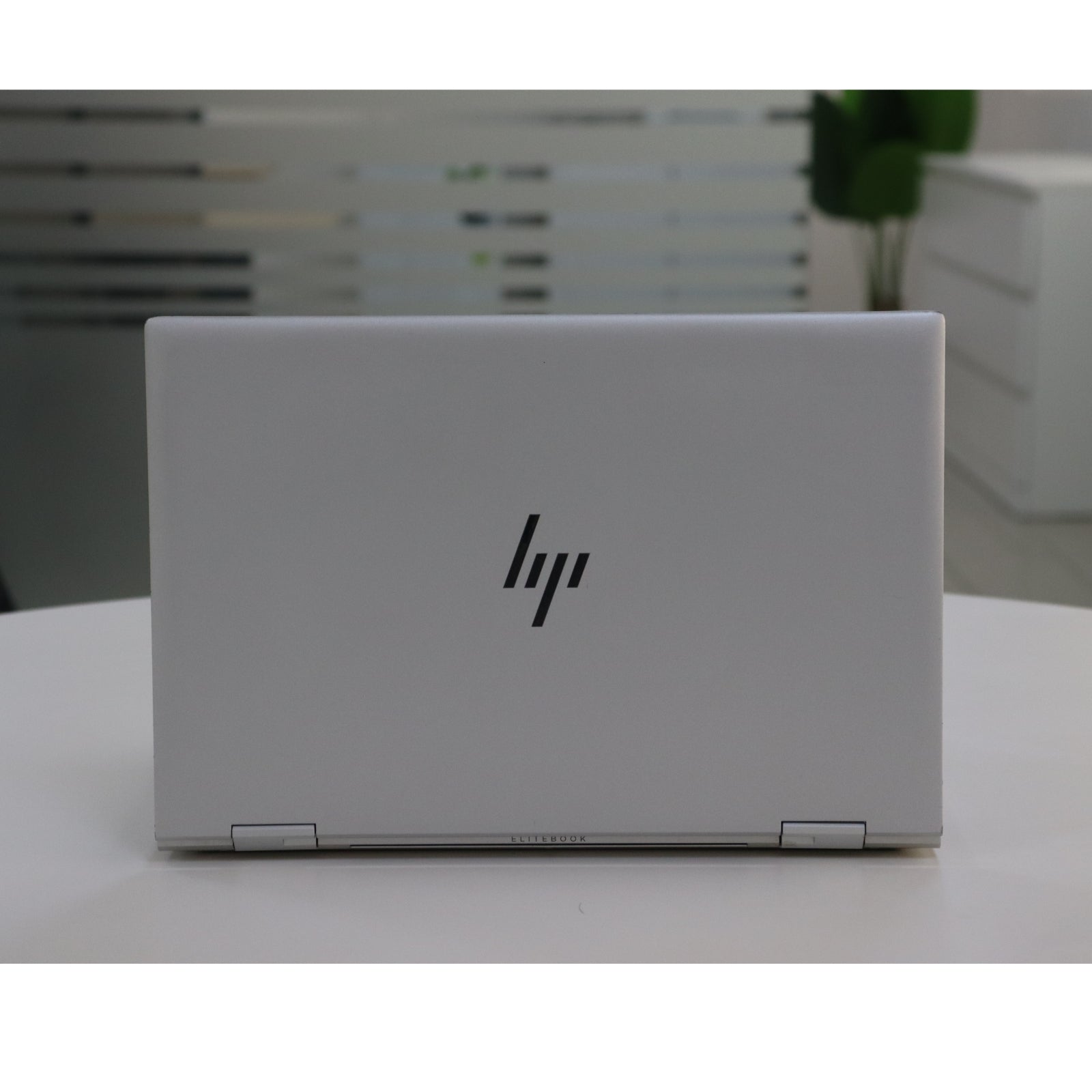 HP ELITEBOOK X360 830 G8: 11th Gen i5, 16GB RAM, 256GB SSD, SN:00020