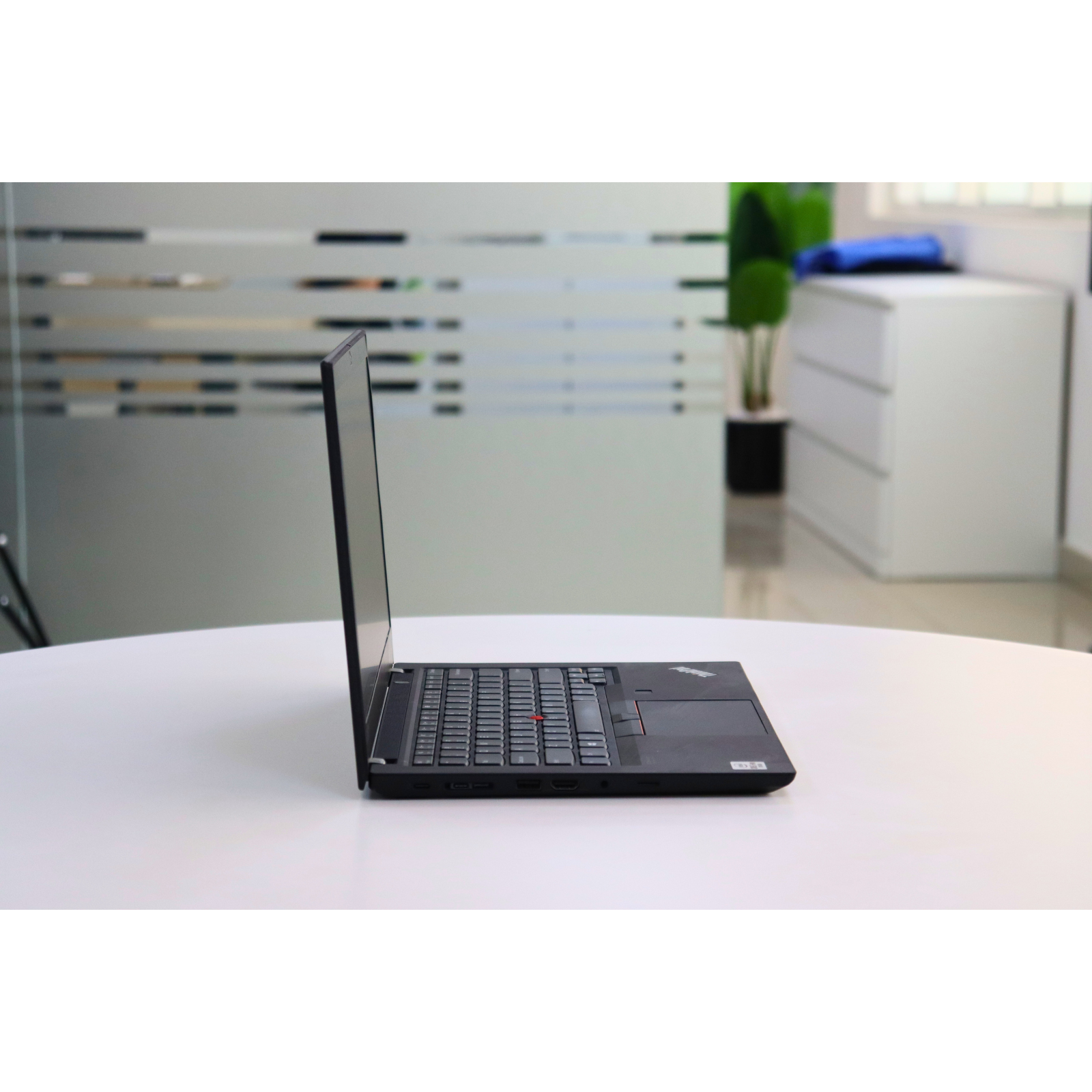 LENOVO THINKPAD T14 GEN 1: 10th Gen i7, 16GB RAM, 512GB SSD, SN:85053