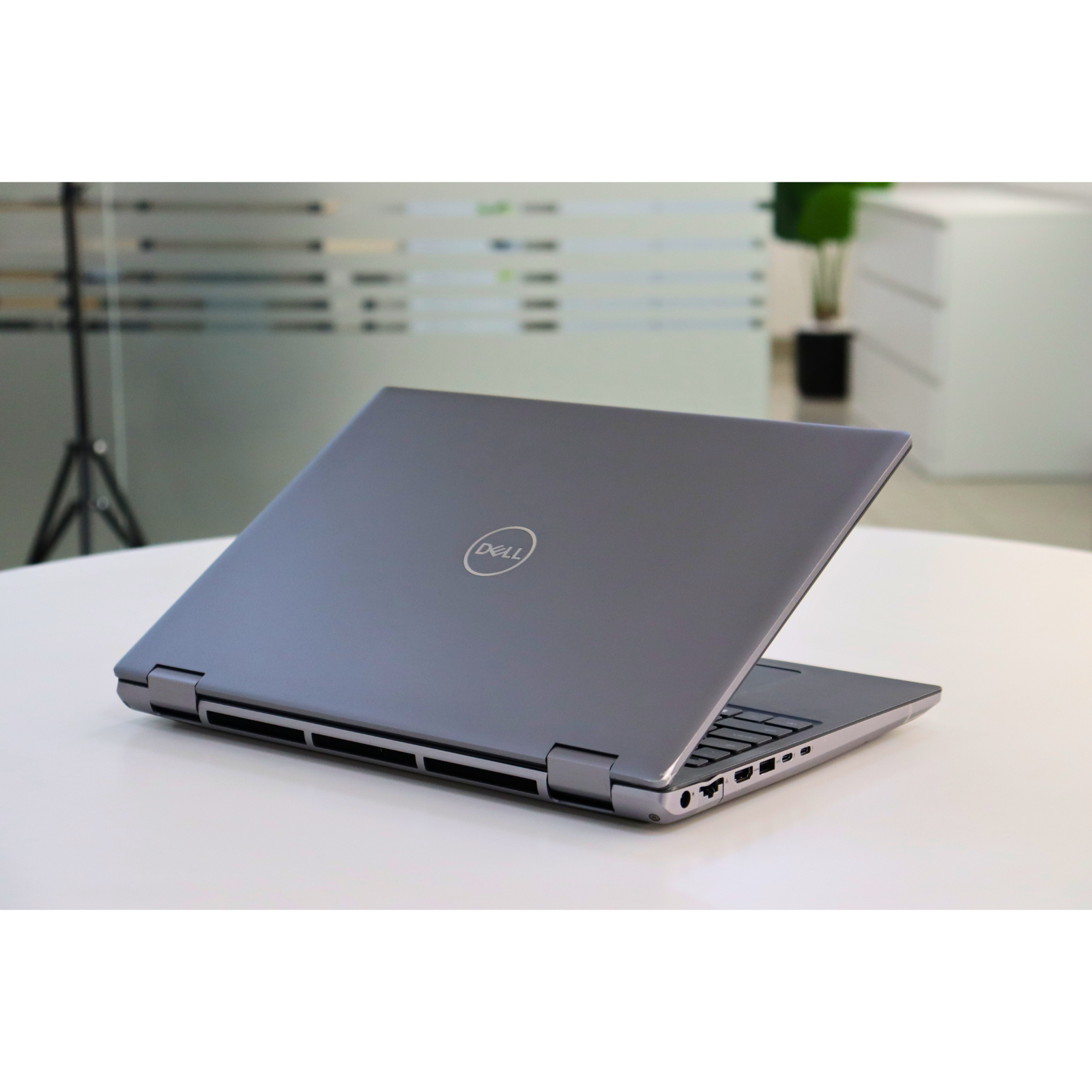 Dell PRECISION 7670: 12th Gen i7, 64GB RAM, 512GB SSD, SN:19510
