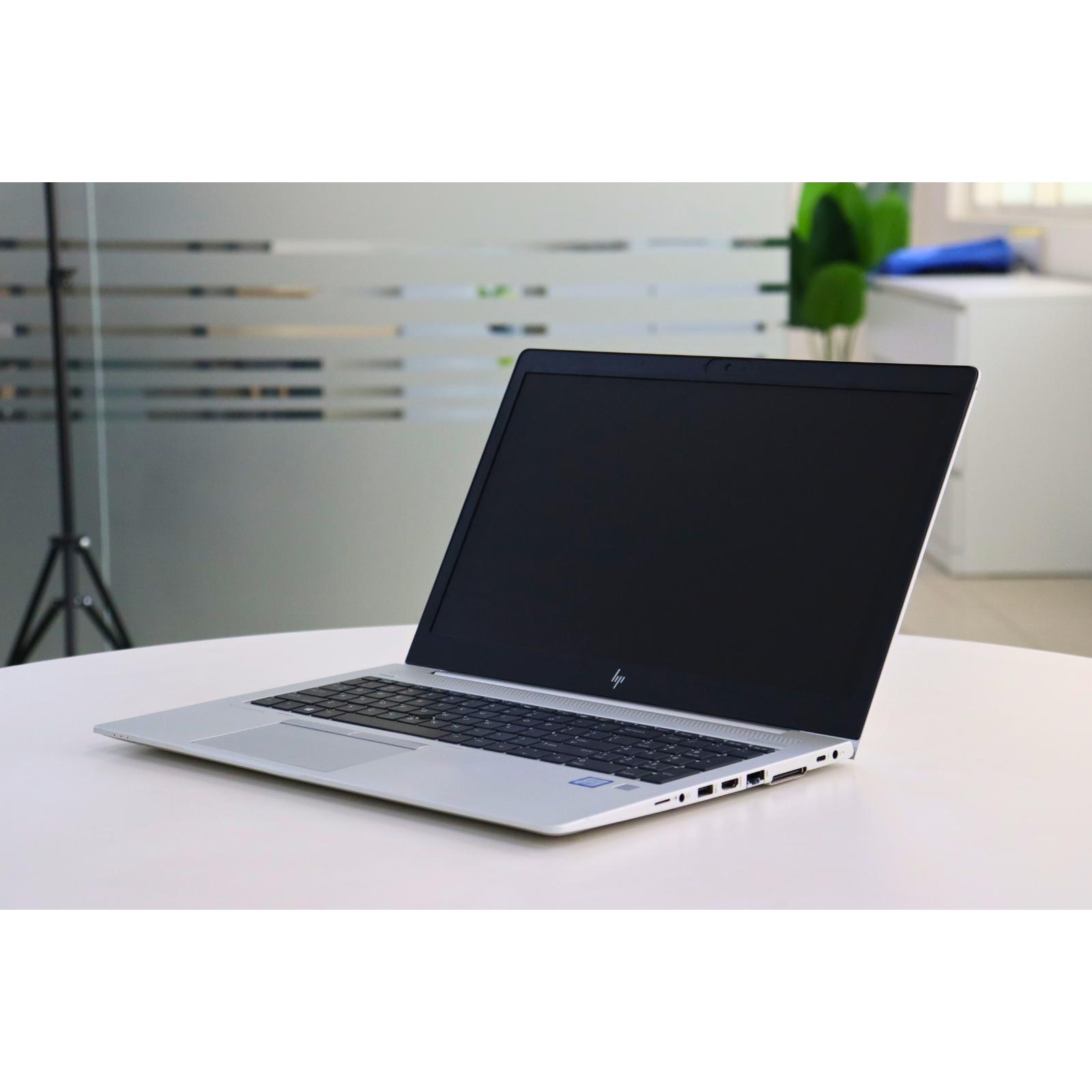 HP ELITEBOOK 850 G5: 8th Gen i7, 16GB RAM, 512GB SSD, SN:01026