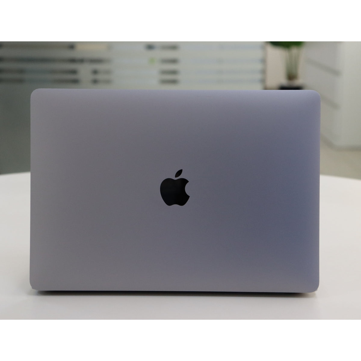 Apple MacBook Air A2337(2020): M1, 8GB RAM, 256GB SSD, SN:58610