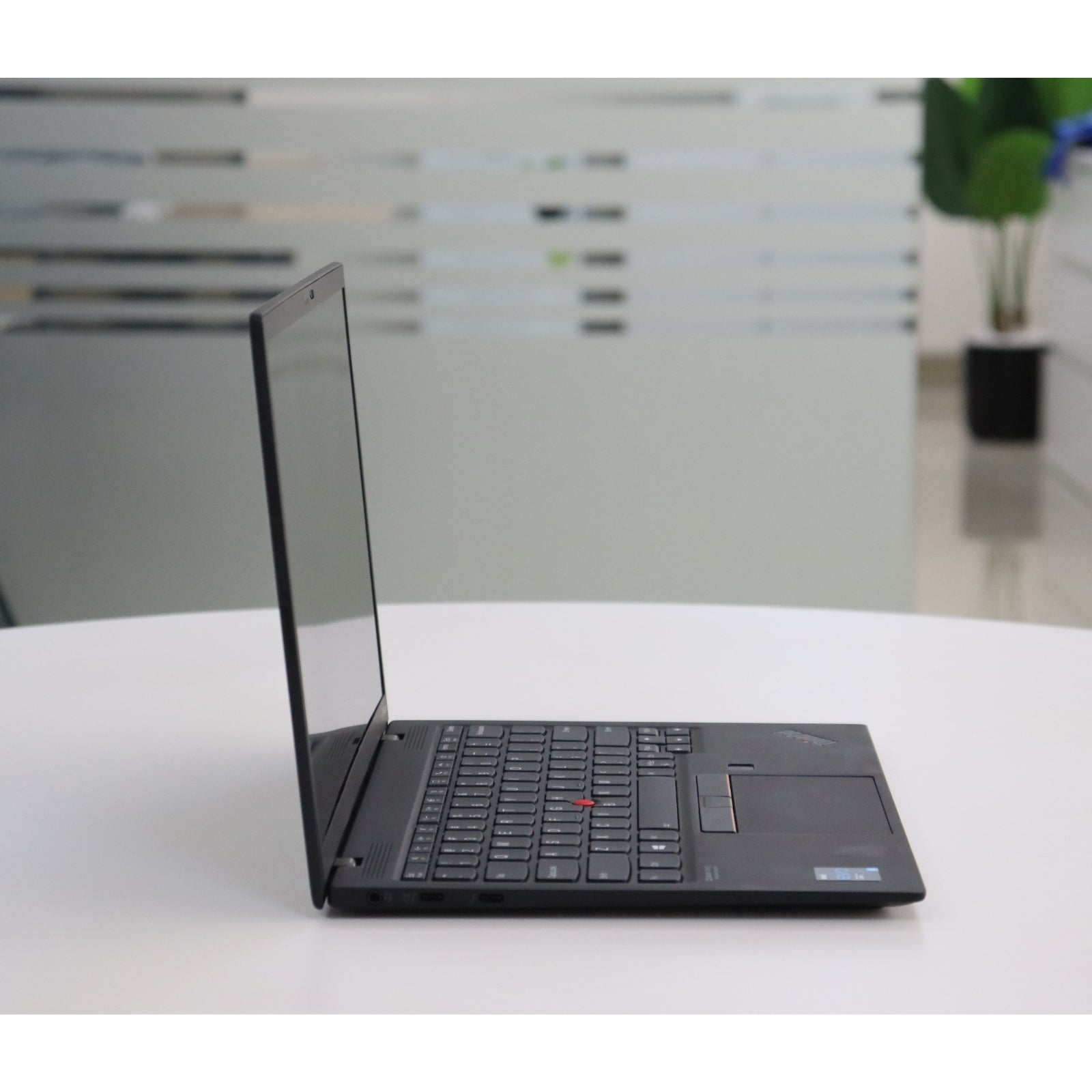 LENOVO THINKPAD X1 NANO GEN 1: 11th Gen i5, 16GB RAM, 256GB SSD, SN:16625