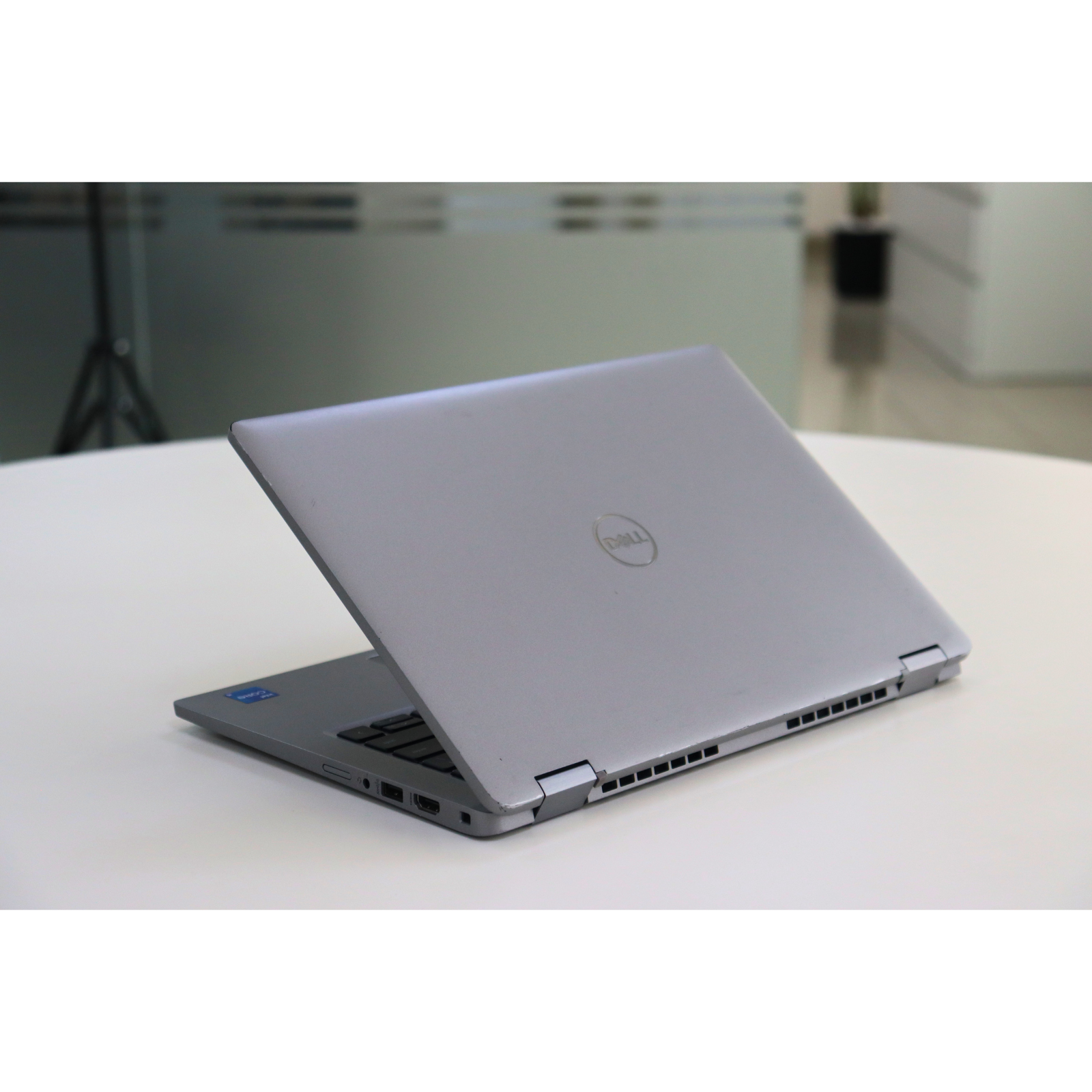 Dell LATITUDE 5330: 12th Gen i5, 16GB RAM, 256GB SSD, SN:06027
