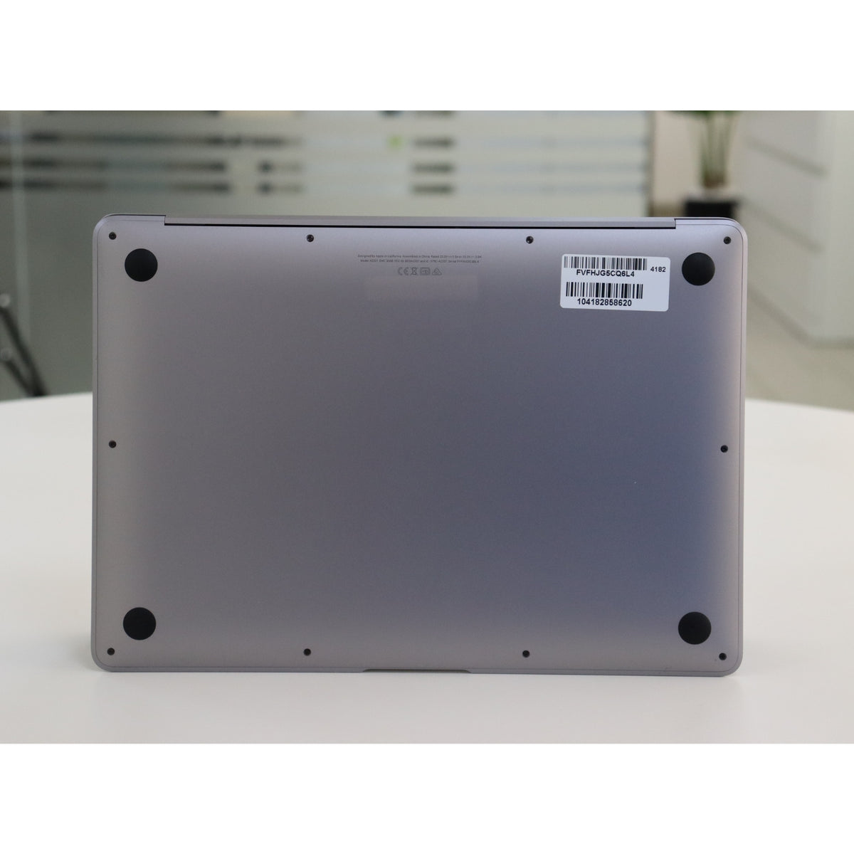 Apple MacBook Air A2337(2020): M1, 8GB RAM, 256GB SSD, SN:58620