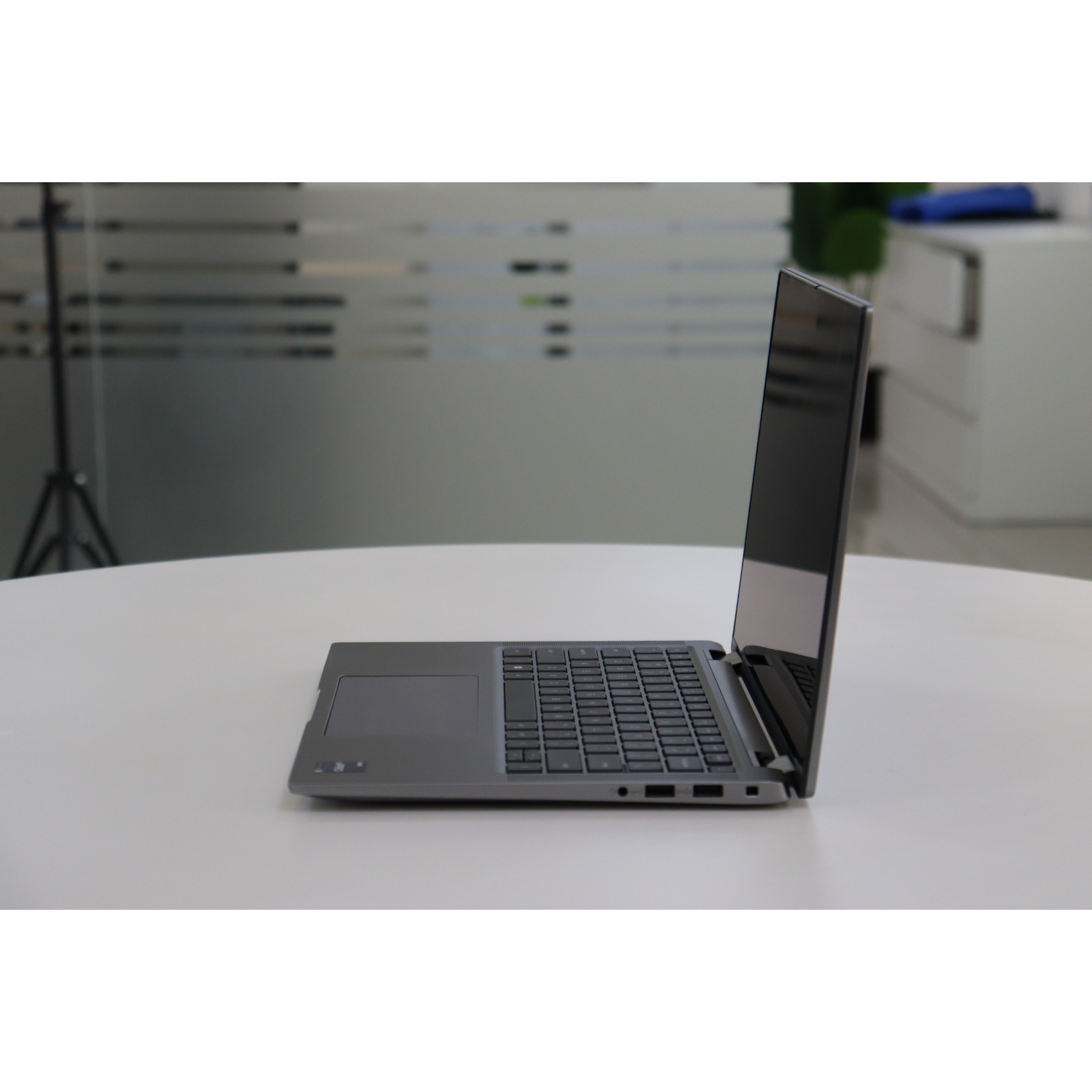 Dell Latitude 7440: Intel Core i5, 13th Gen, 16GB RAM, 256GB SSD SN:19478