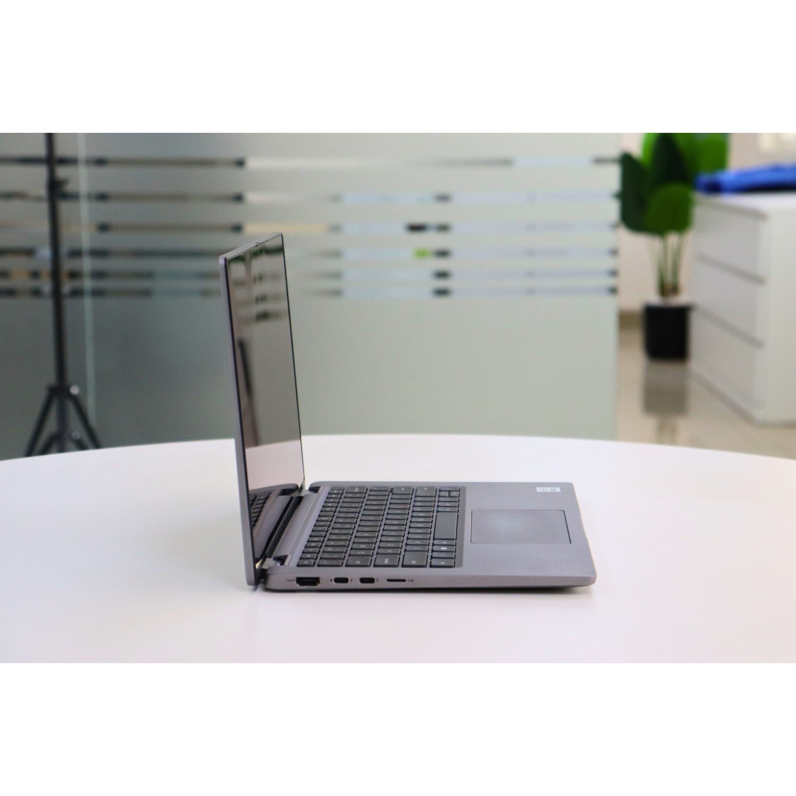 DELL LATITUDE 7410: 10th Gen i5, 16GB RAM, 256GB SSD, SN:18046