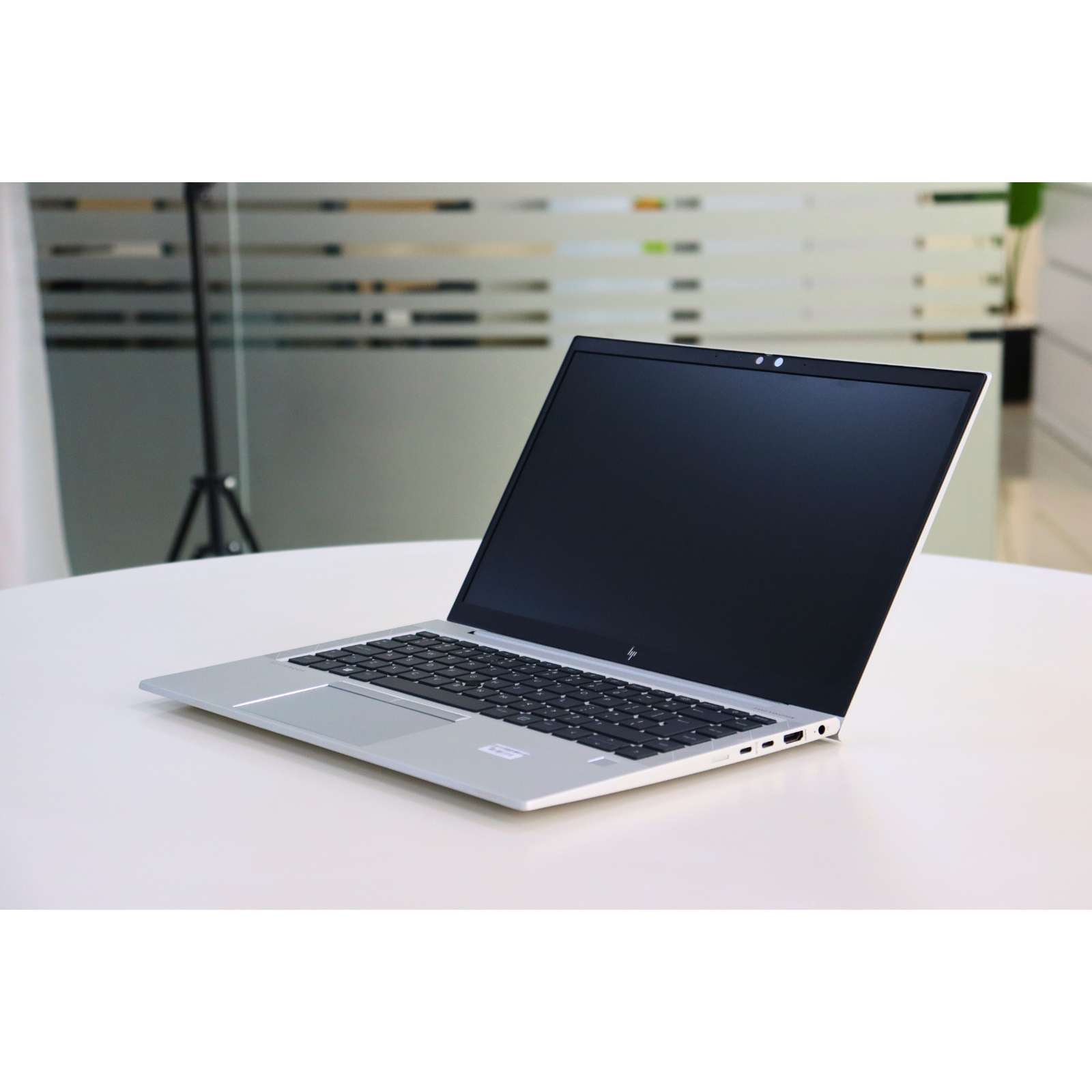 HP ELITEBOOK 845 G8:AMD RYZEN 3, 16GB RAM, 256GB SSD, SN:00304