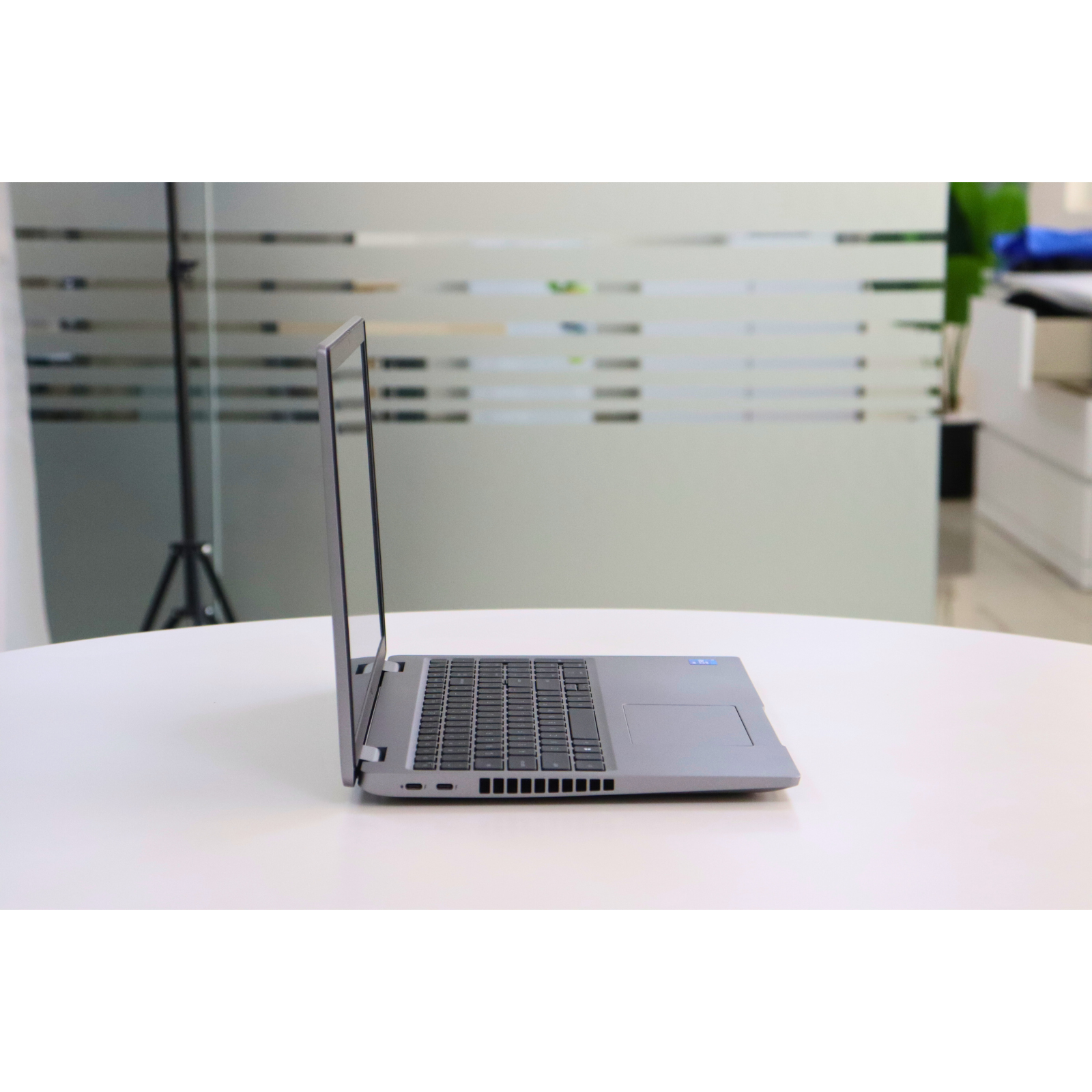 Dell LATITUDE 5520: 11th Gen i5, 8GB RAM, 256GB SSD, SN:97913