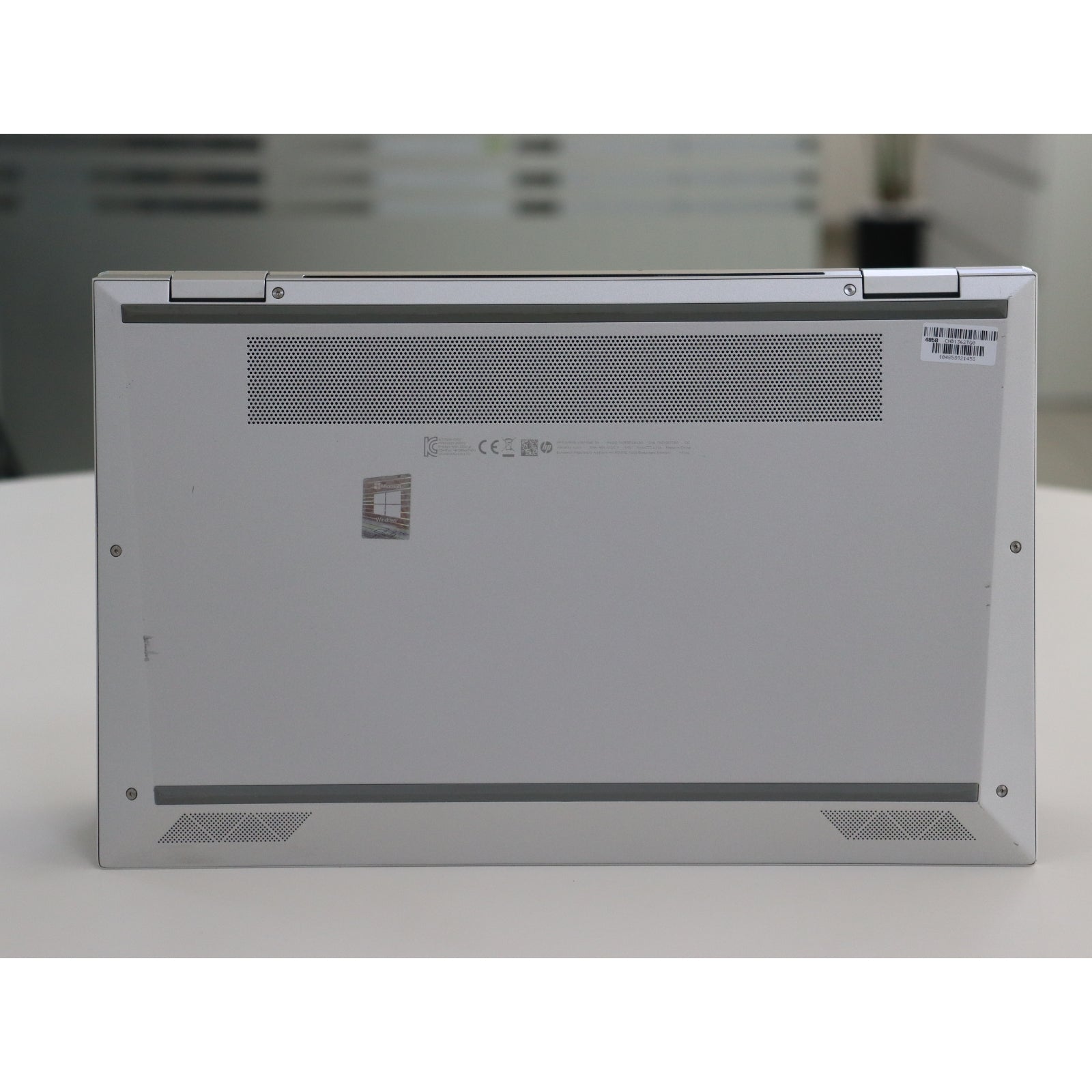 HP ELITEBOOK X360 1040 G8: 11th Gen i5, 8GB RAM, 256GB SSD, SN:21453